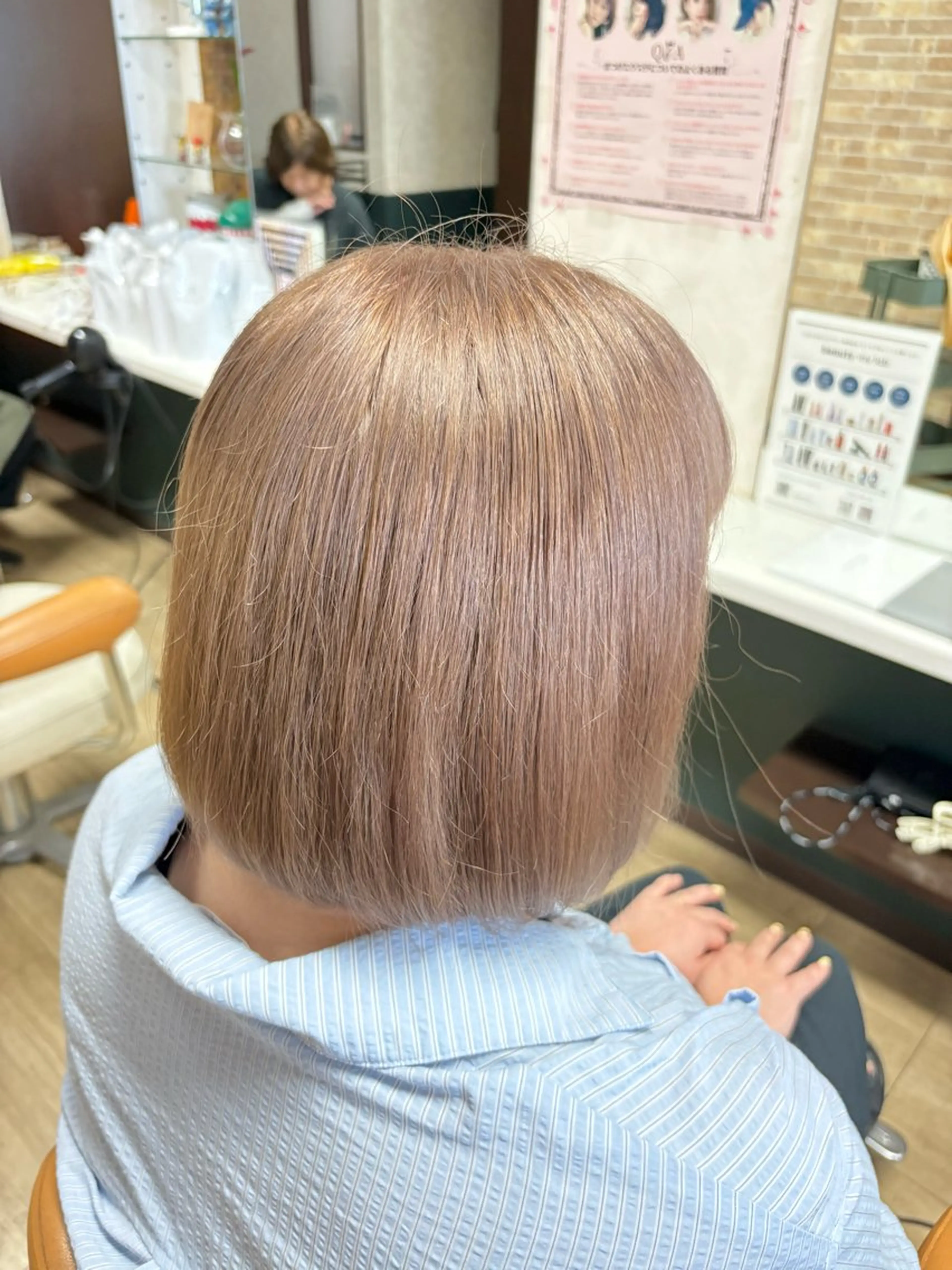 ショート カラー ヘアカラー 徳留 もも花のヘアスタイル