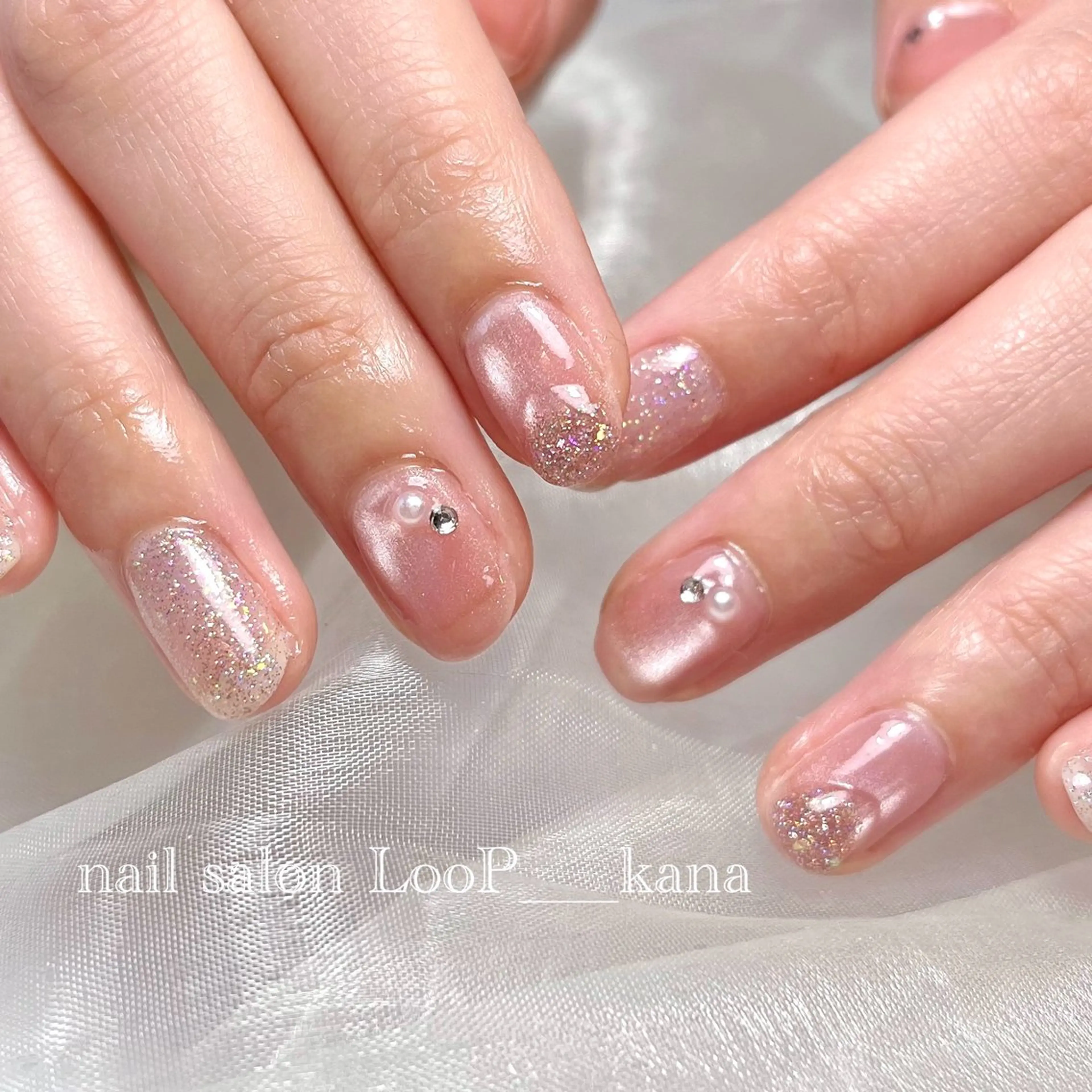 ネイル キラキラネイル ピンク ぷっくりネイル ハンドネイル ネイルモデル募集中 LooP-kanaのネイルデザイン