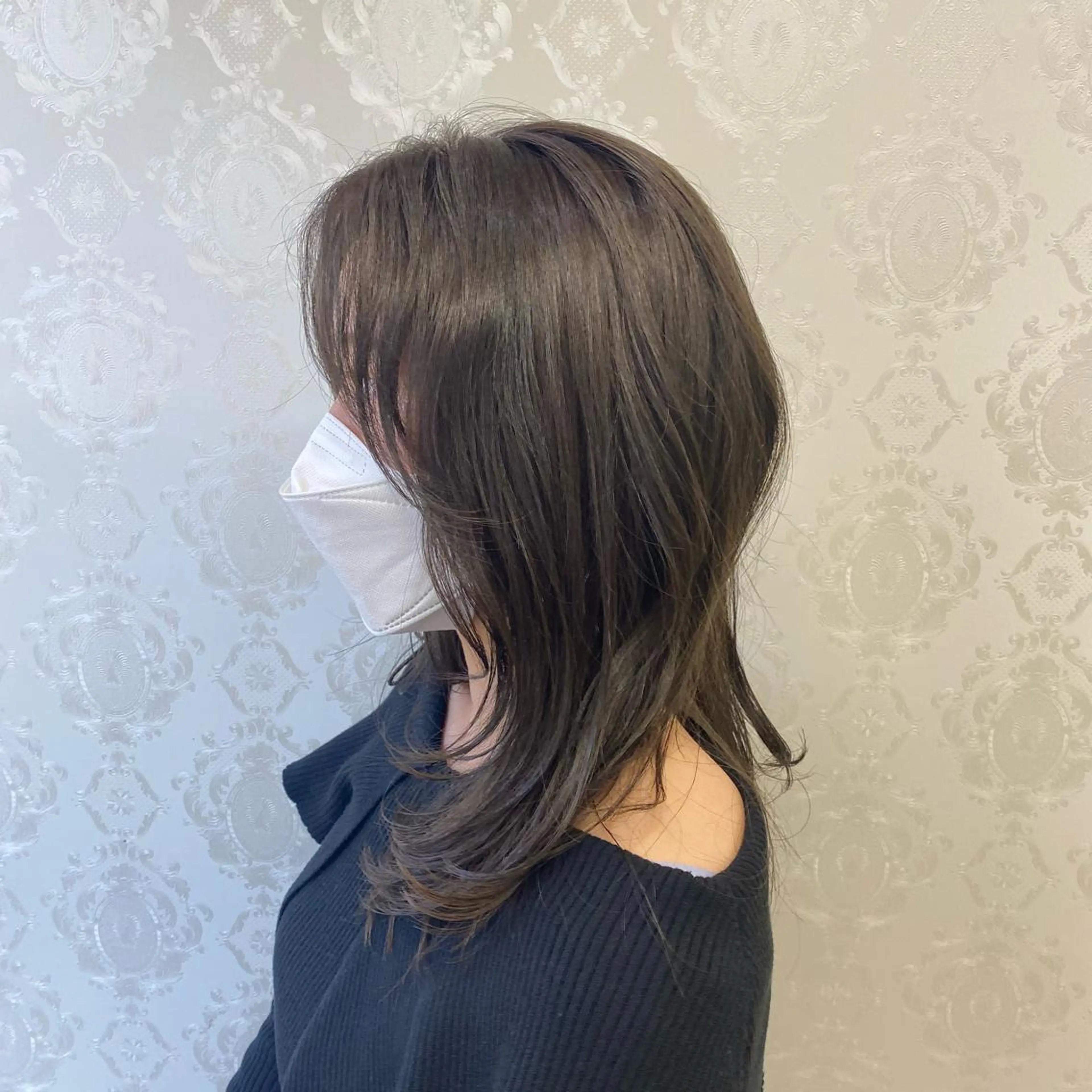 セミロング アッシュ カット ヘアカラー トリートメント ココロ☀️ CLUTCH天王寺店のヘアスタイル