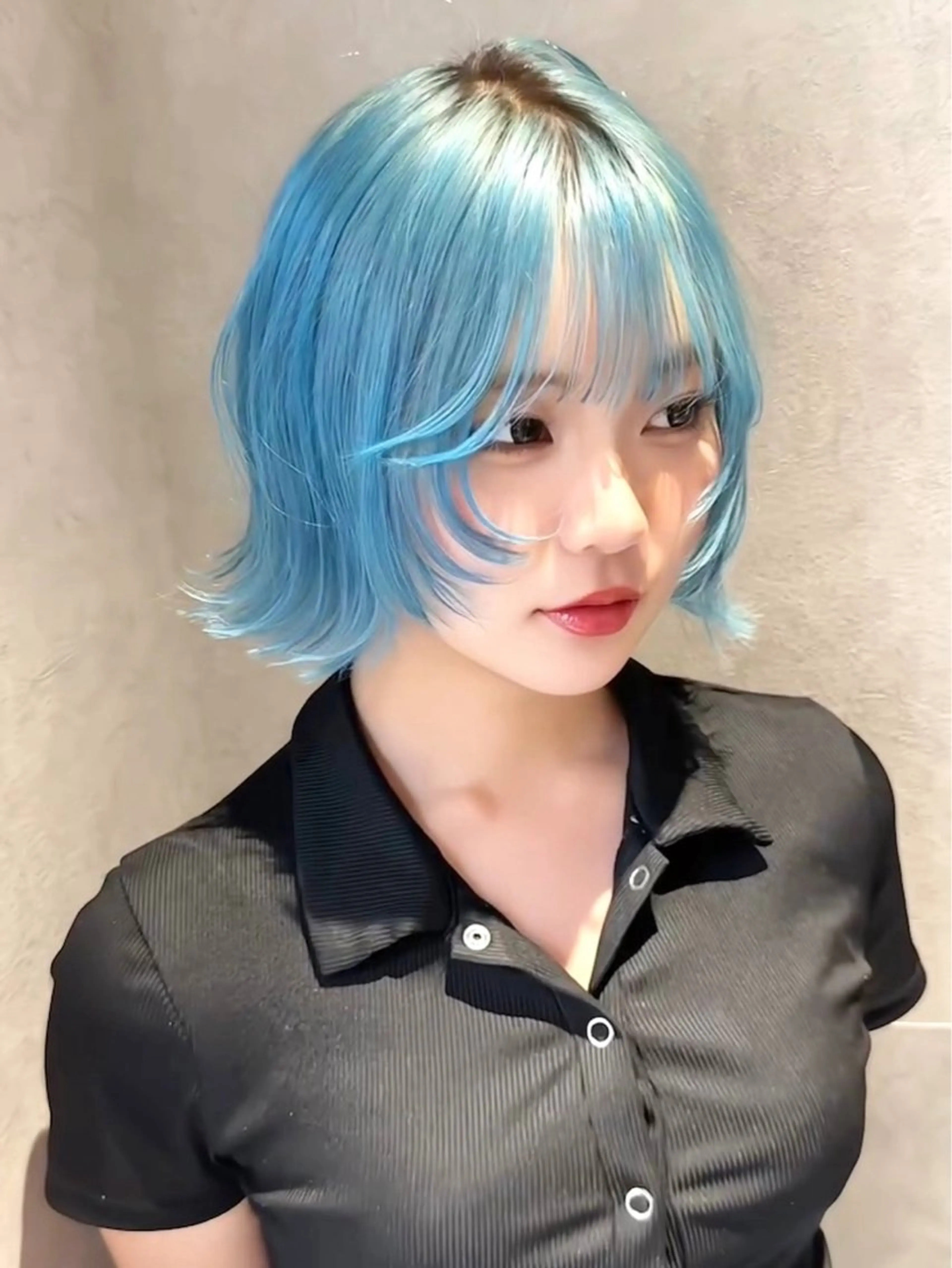 ショート ヘアカラー 坂口 京平のヘアスタイル