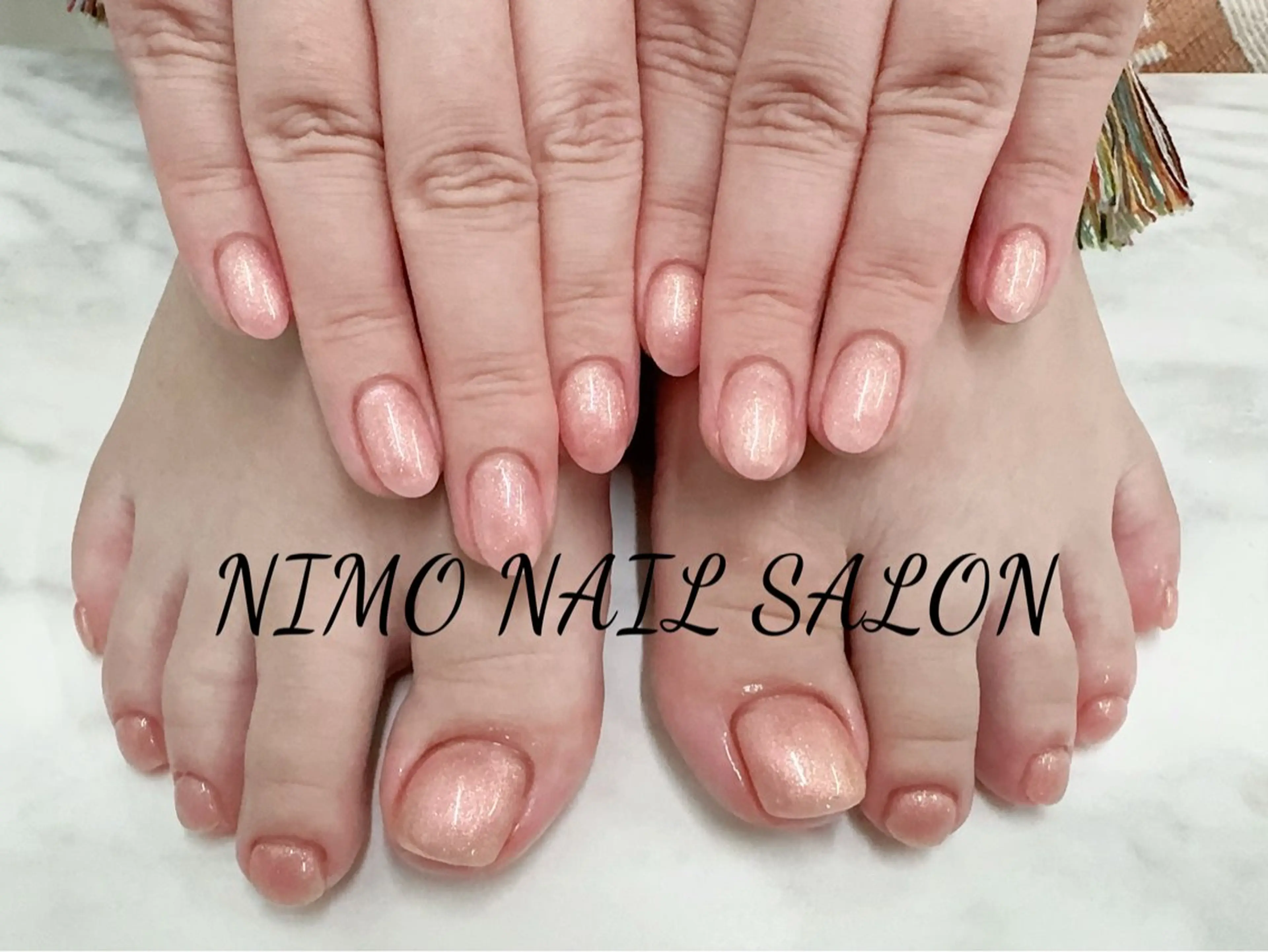 ネイル ハンドネイル フットネイル ハンドケア NIMO ネイルサロンのネイルデザイン