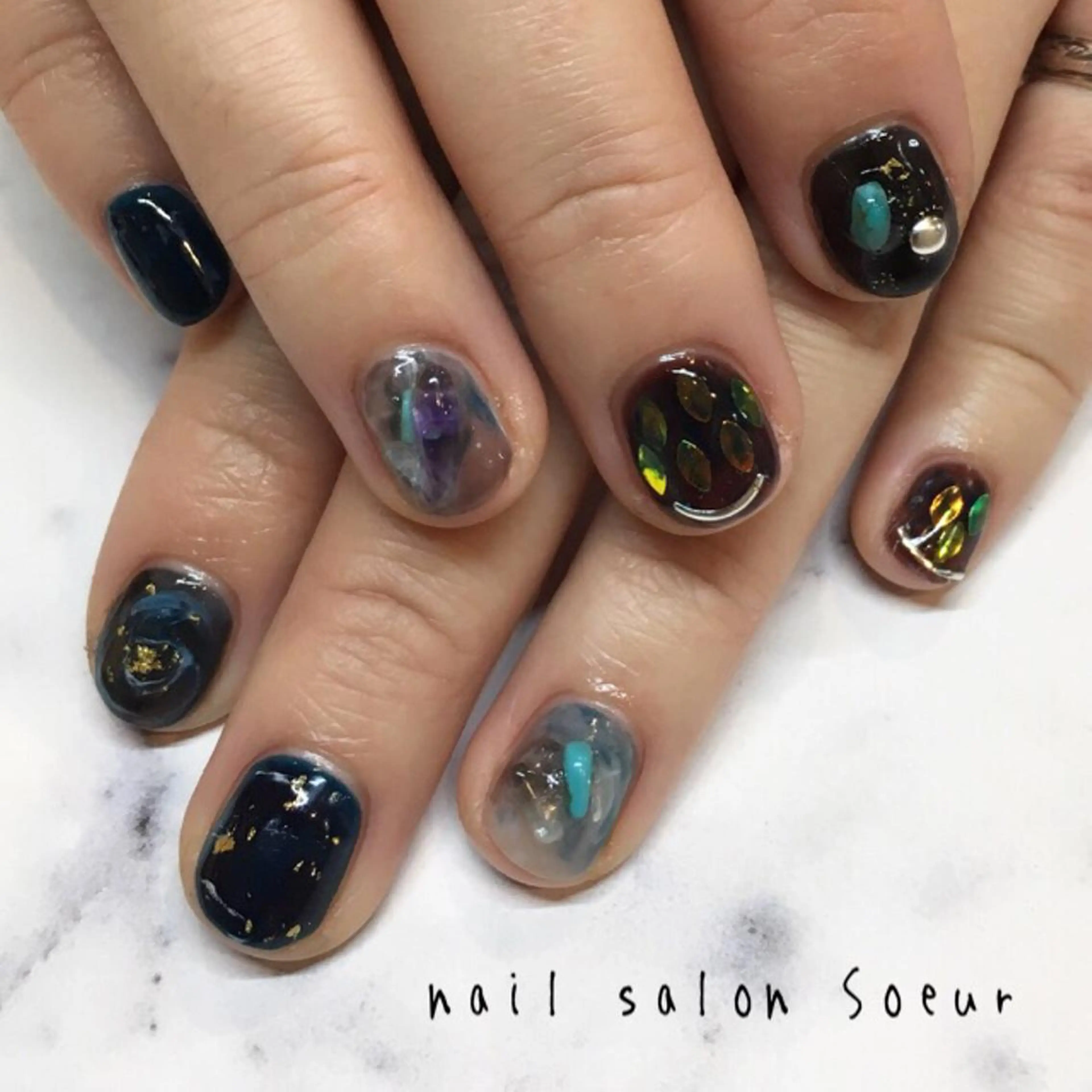 ネイル アートネイル ブラウン ジェルネイル ニュアンスネイル ハンドネイル nail salon Soeurのネイルデザイン