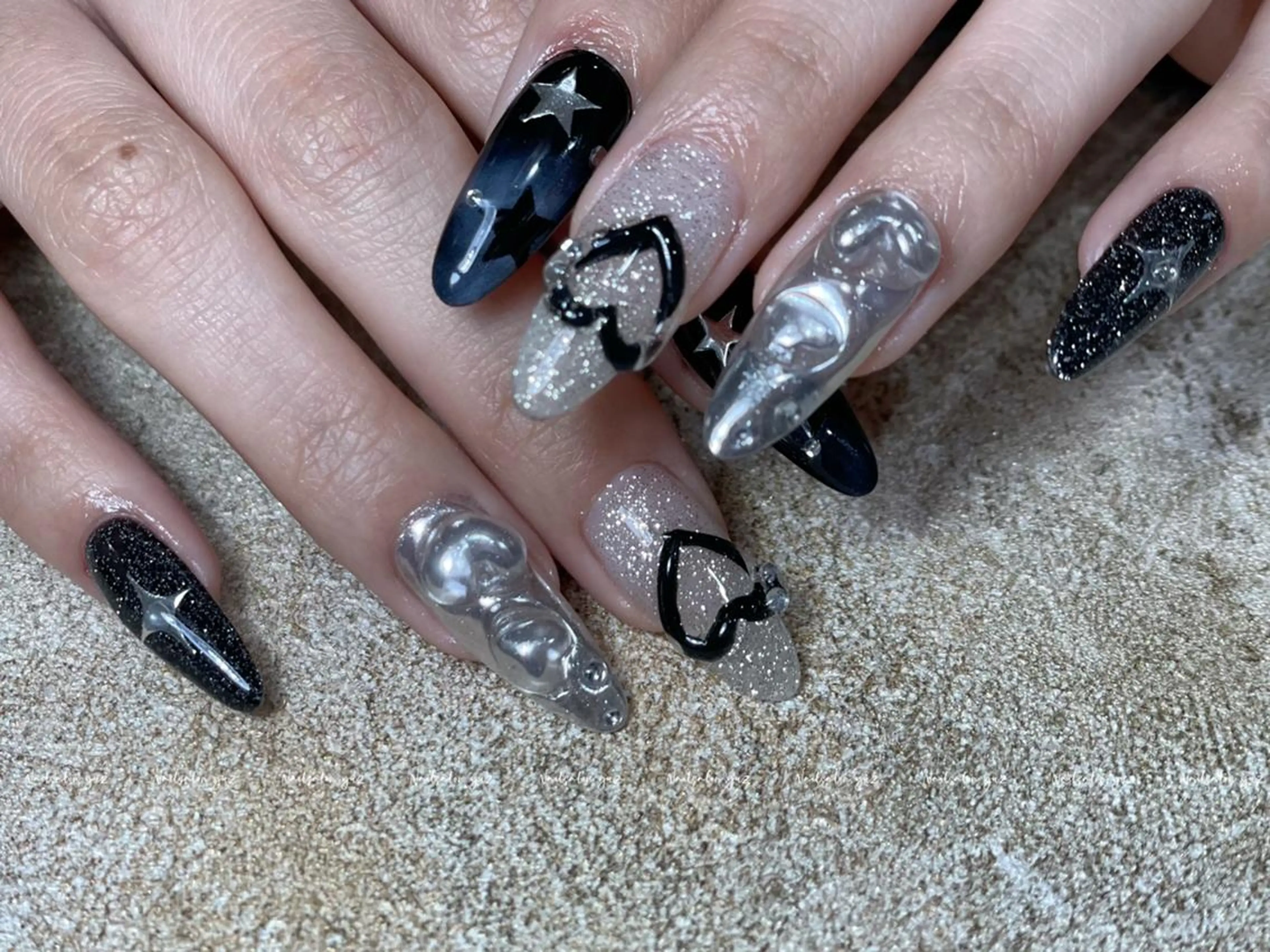 ネイル スカルプネイル ネイルチップ ハンドネイル MAKI💚💚💚 秋葉原.のネイルデザイン