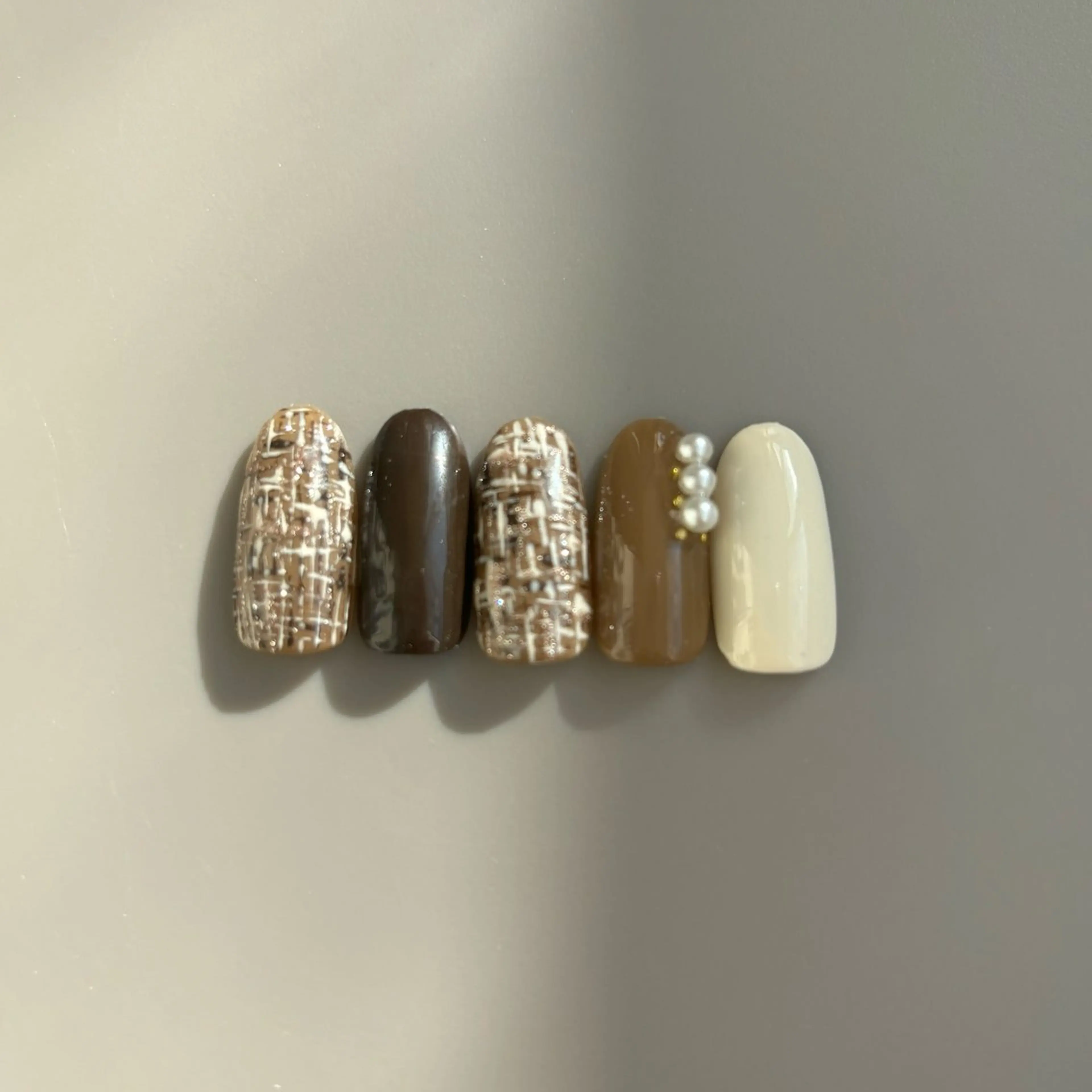 ネイル ツイードネイル nailatelier elsol.所属・atelier elsol.のネイルデザイン