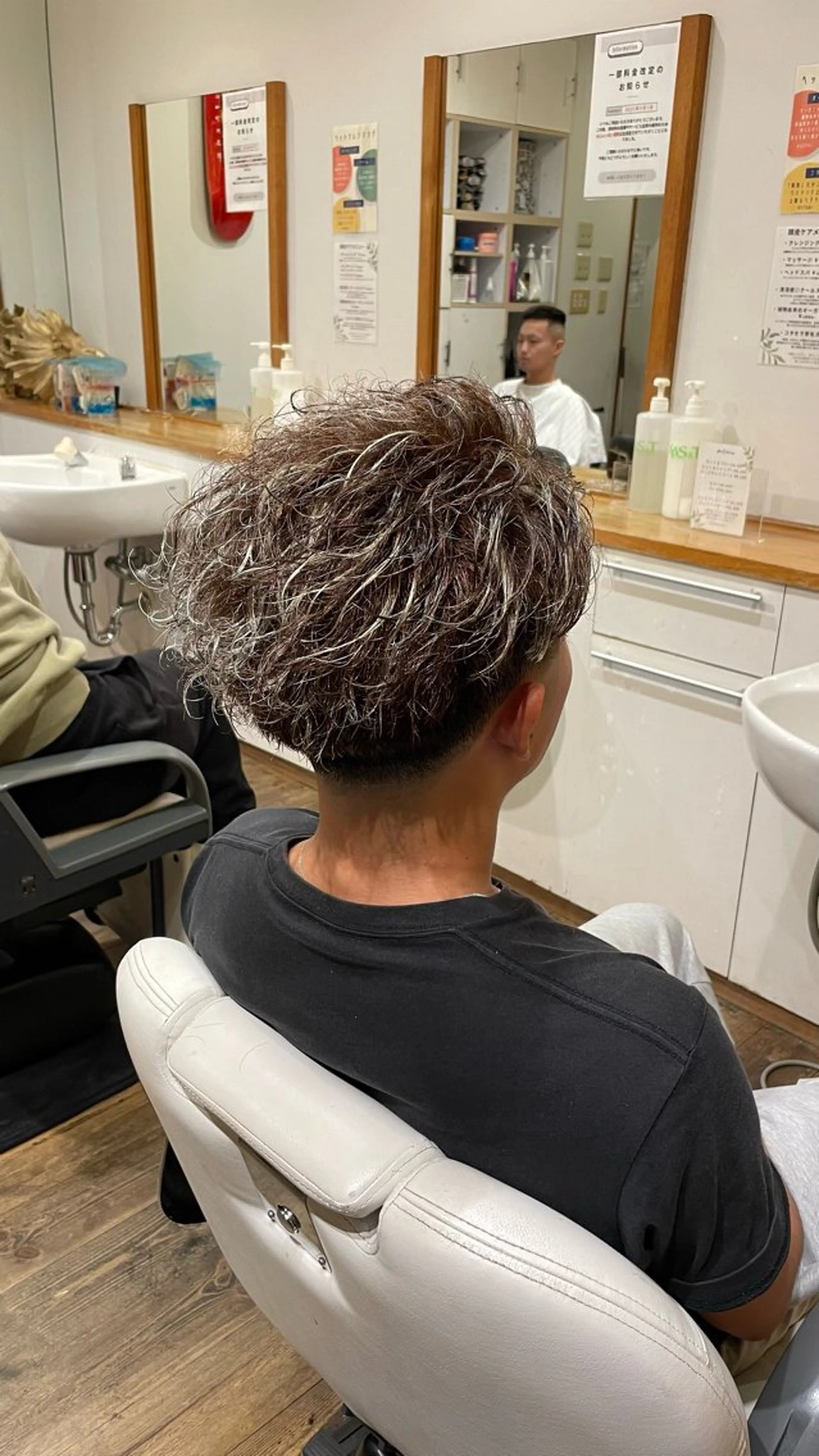 ショート メンズ 椿 大輔のヘアスタイル