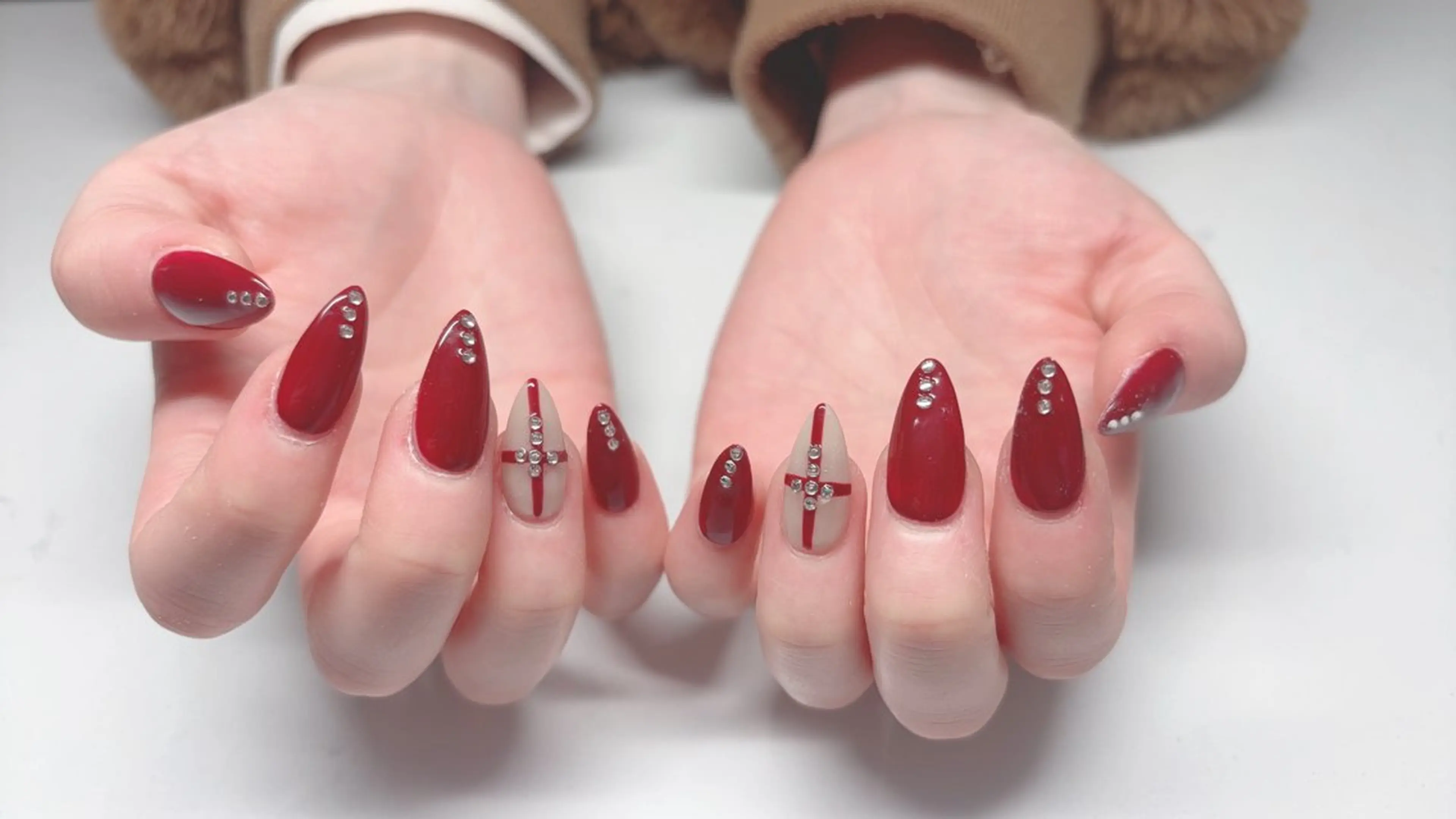 ネイル ハンドネイル 中島 里美のネイルデザイン