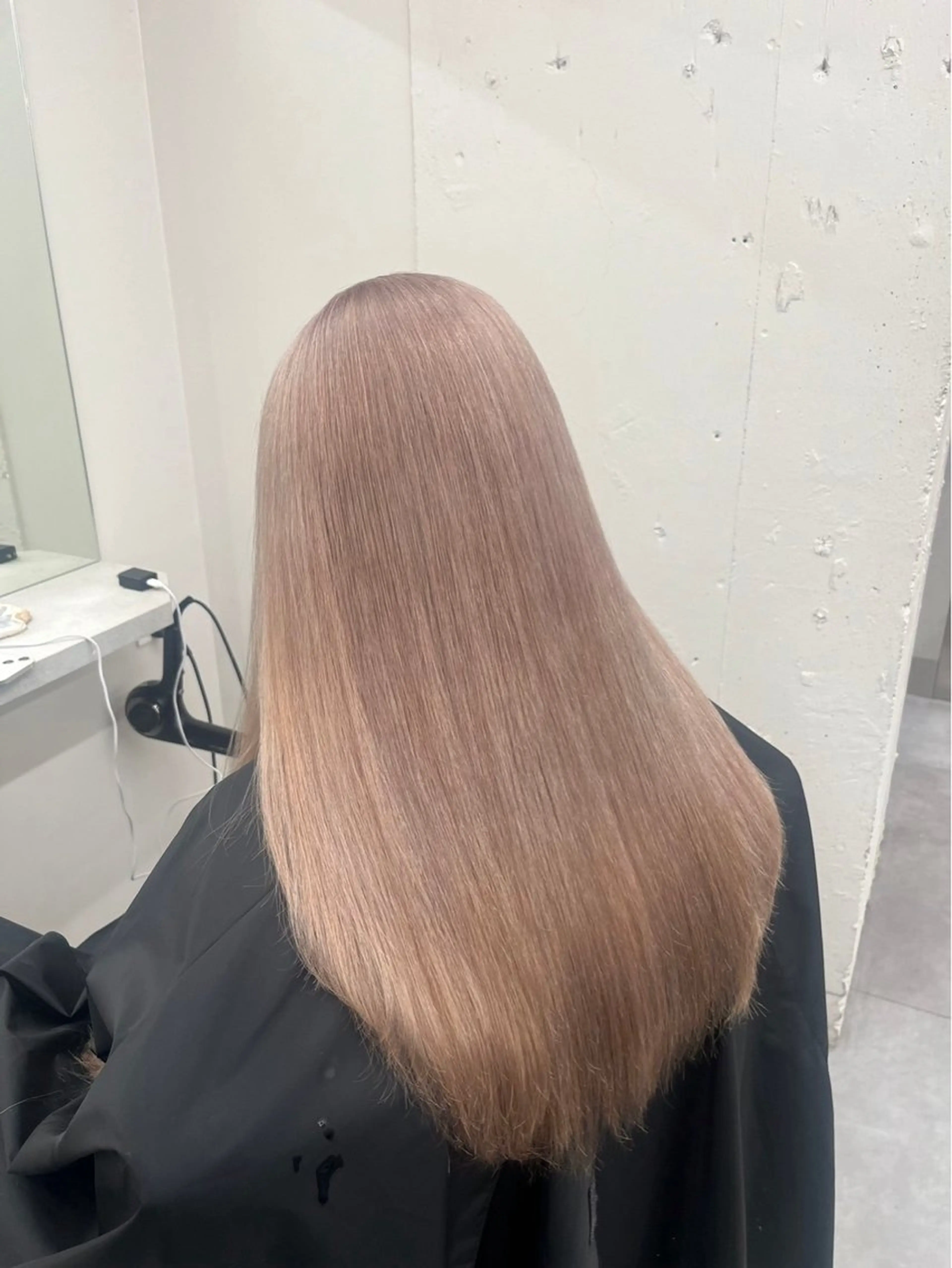 ロング カラー ヘアカラー トリートメント なな ハイトーン/艶髪✨️のヘアスタイル