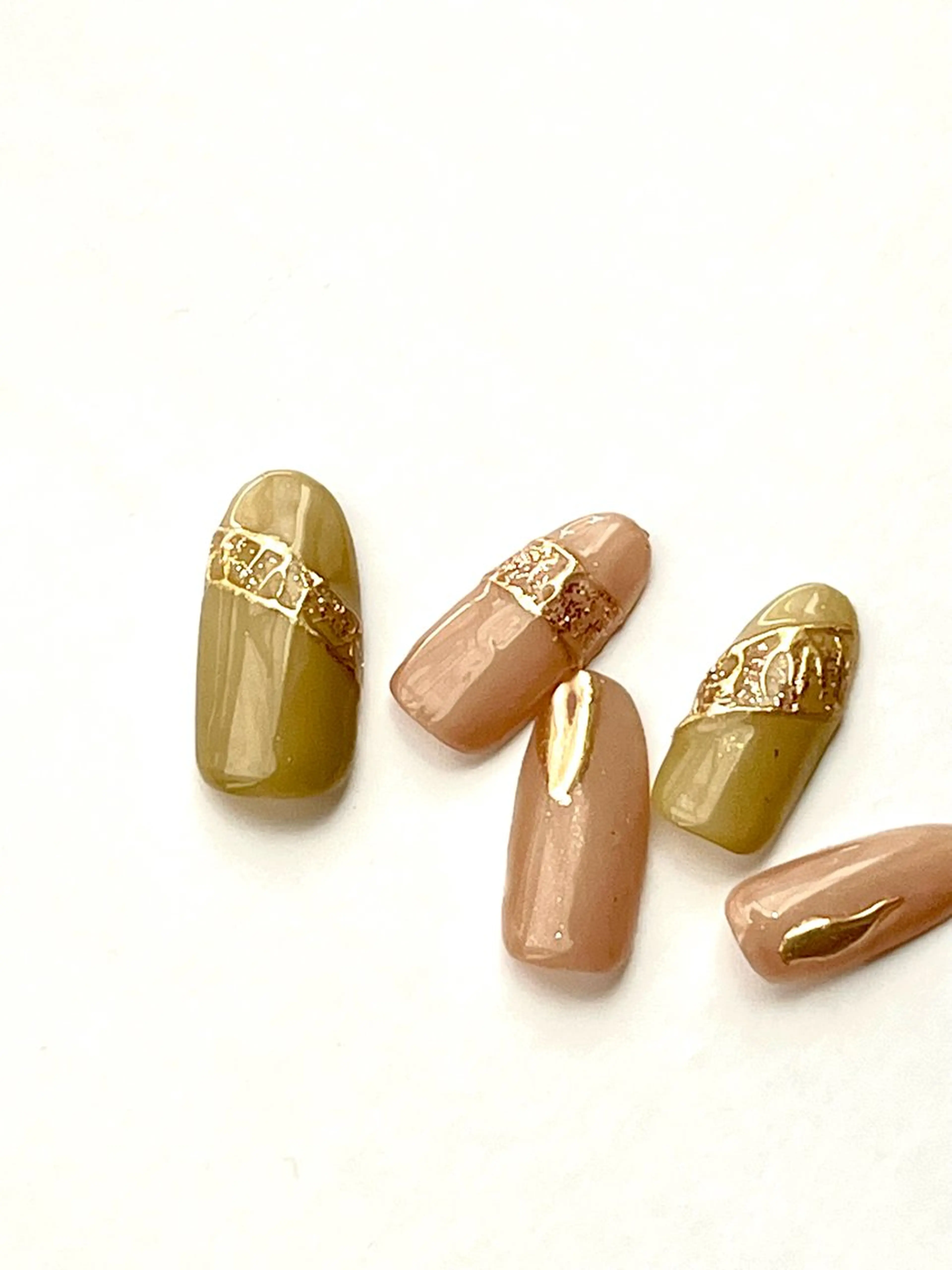 ネイル ニュアンスネイル ルル ソレイユのネイルデザイン