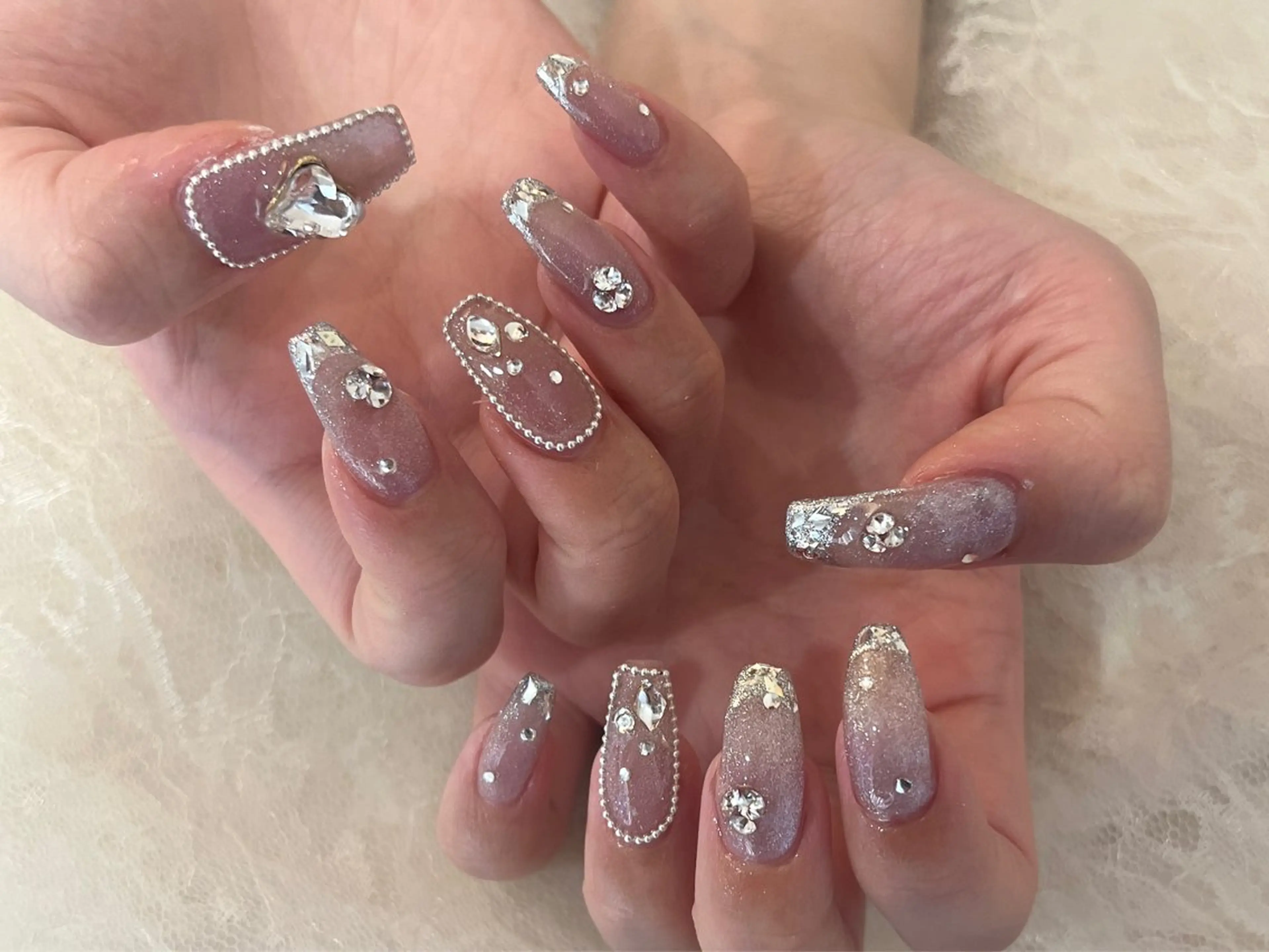 ネイル ハンドネイル 河野 弥月のネイルデザイン