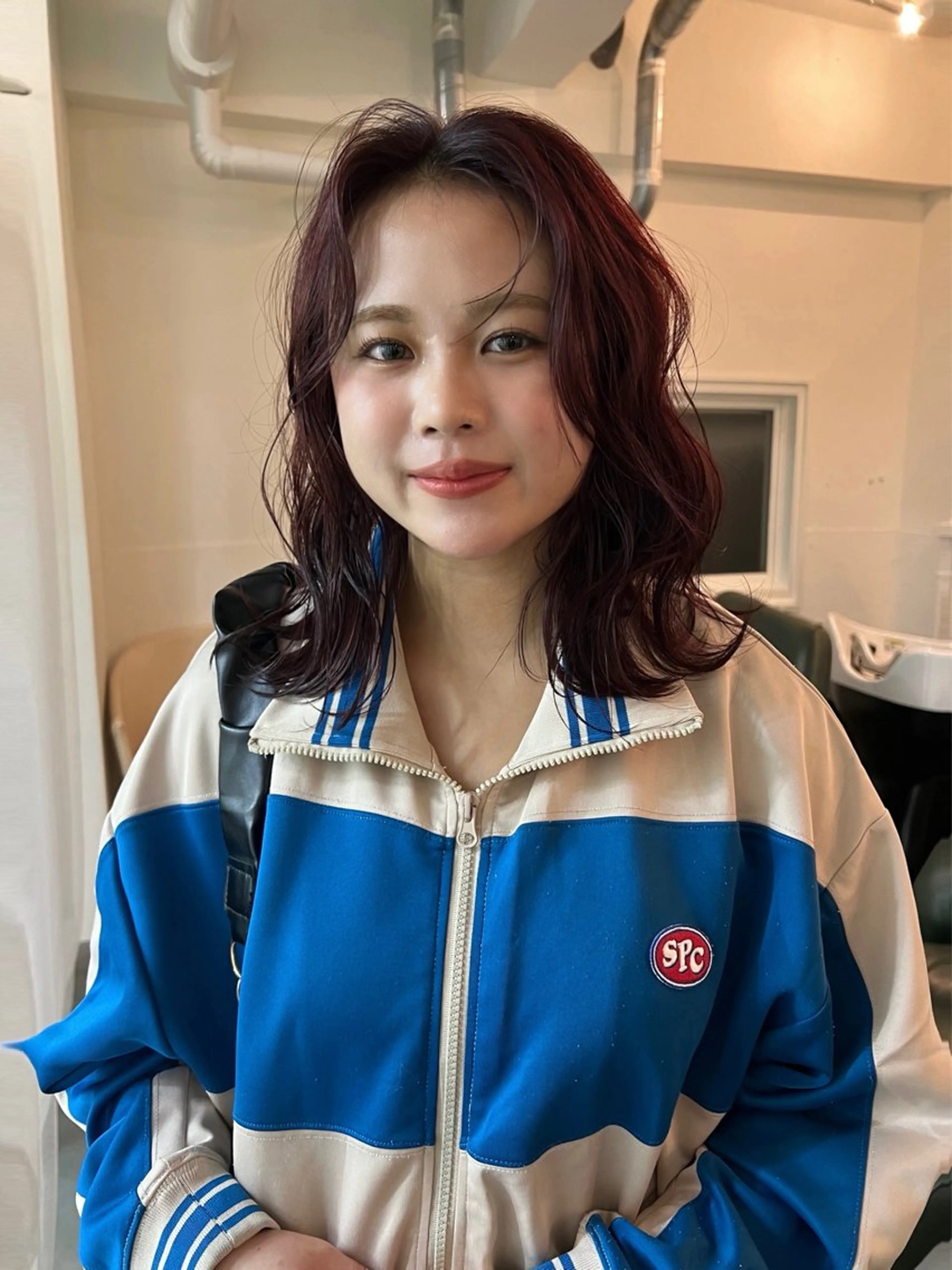 ミディアム カラー Terve. 赤松 メイのヘアスタイル