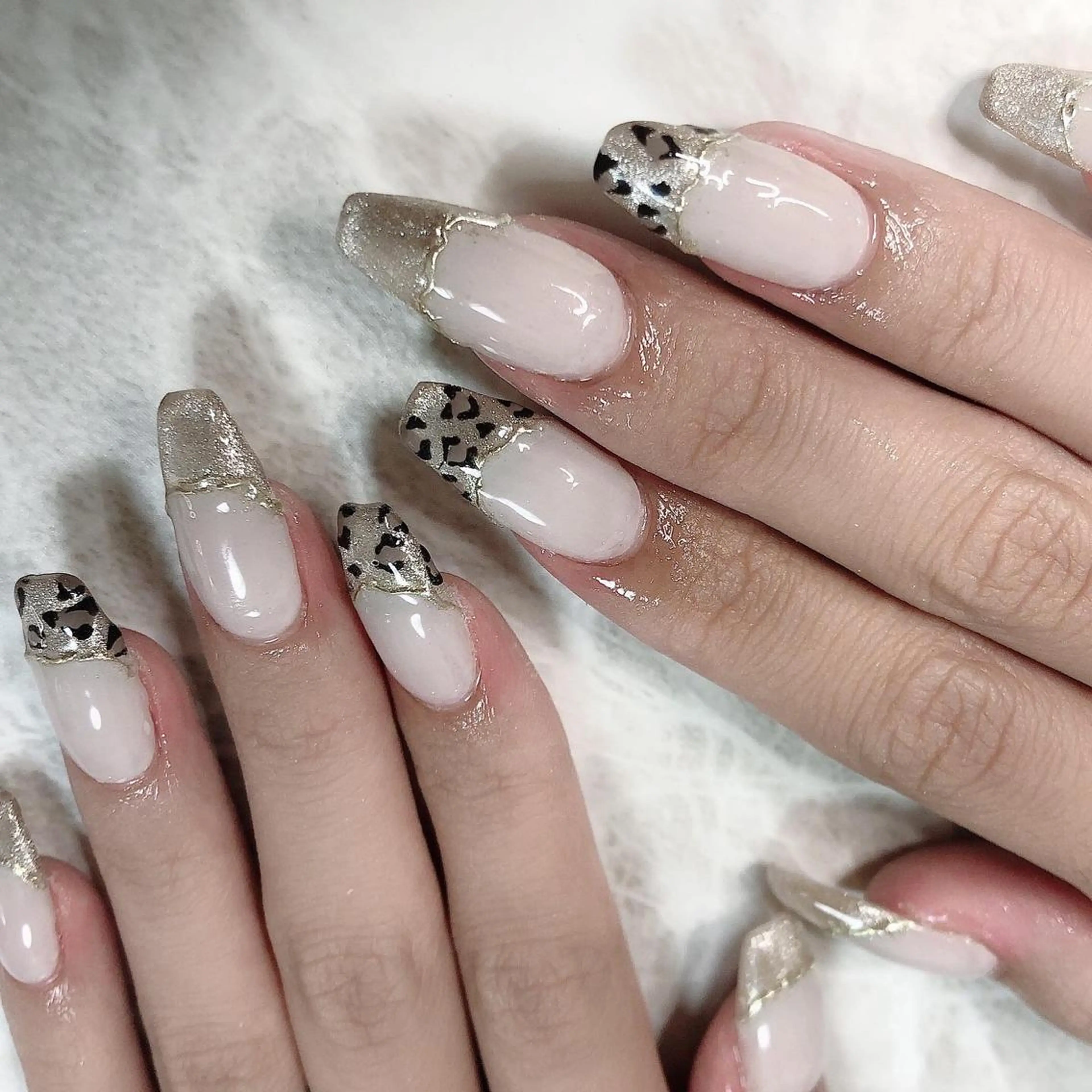 ネイル L'ea  Rose レア・ローズのネイルデザイン