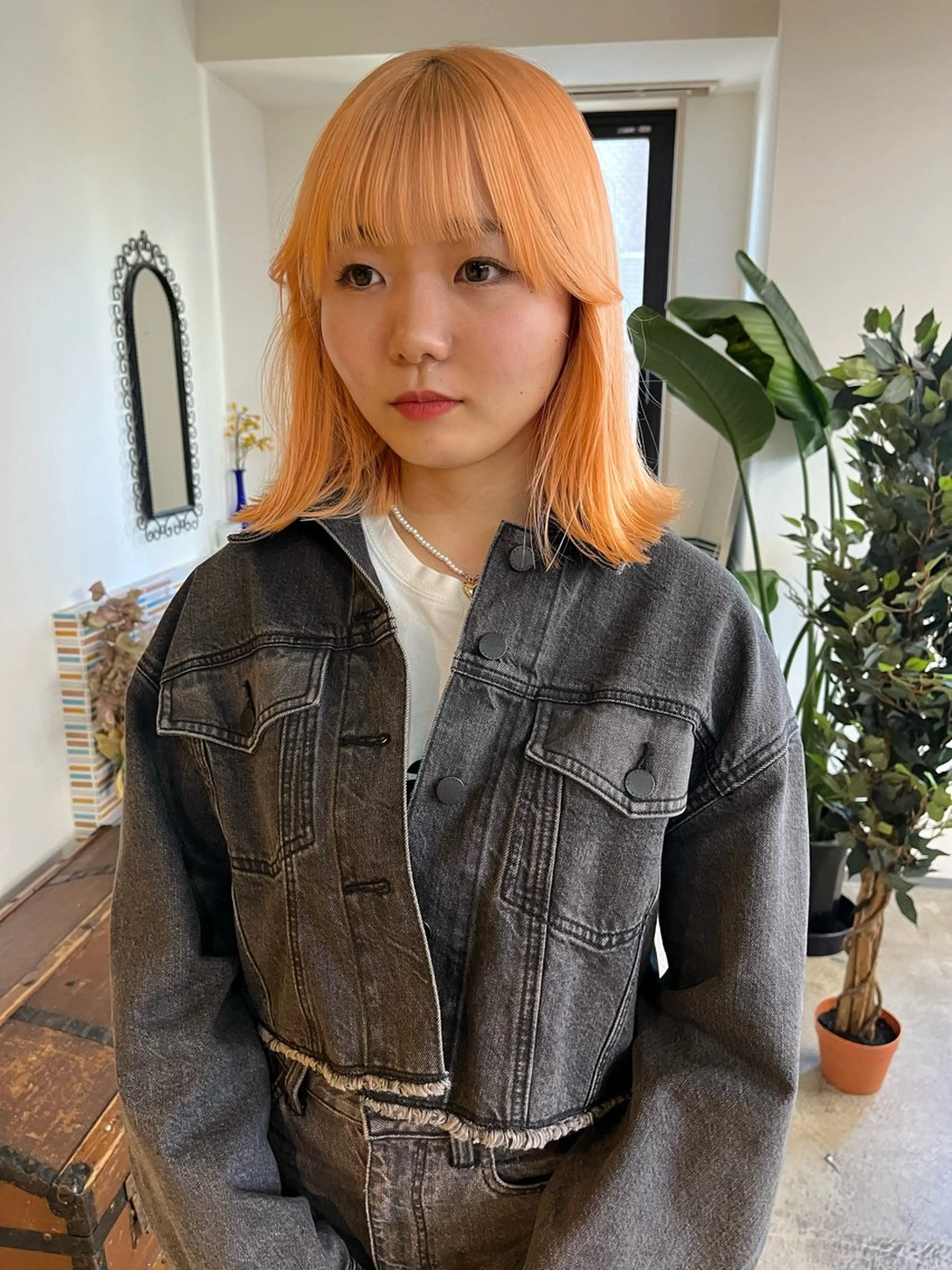 ミディアム カラー ブリーチ ブロンド オレンジ カット ヘアカラー トリートメント 🩷ハイトーン透明感 レイヤー🩷ユリカのヘアスタイル