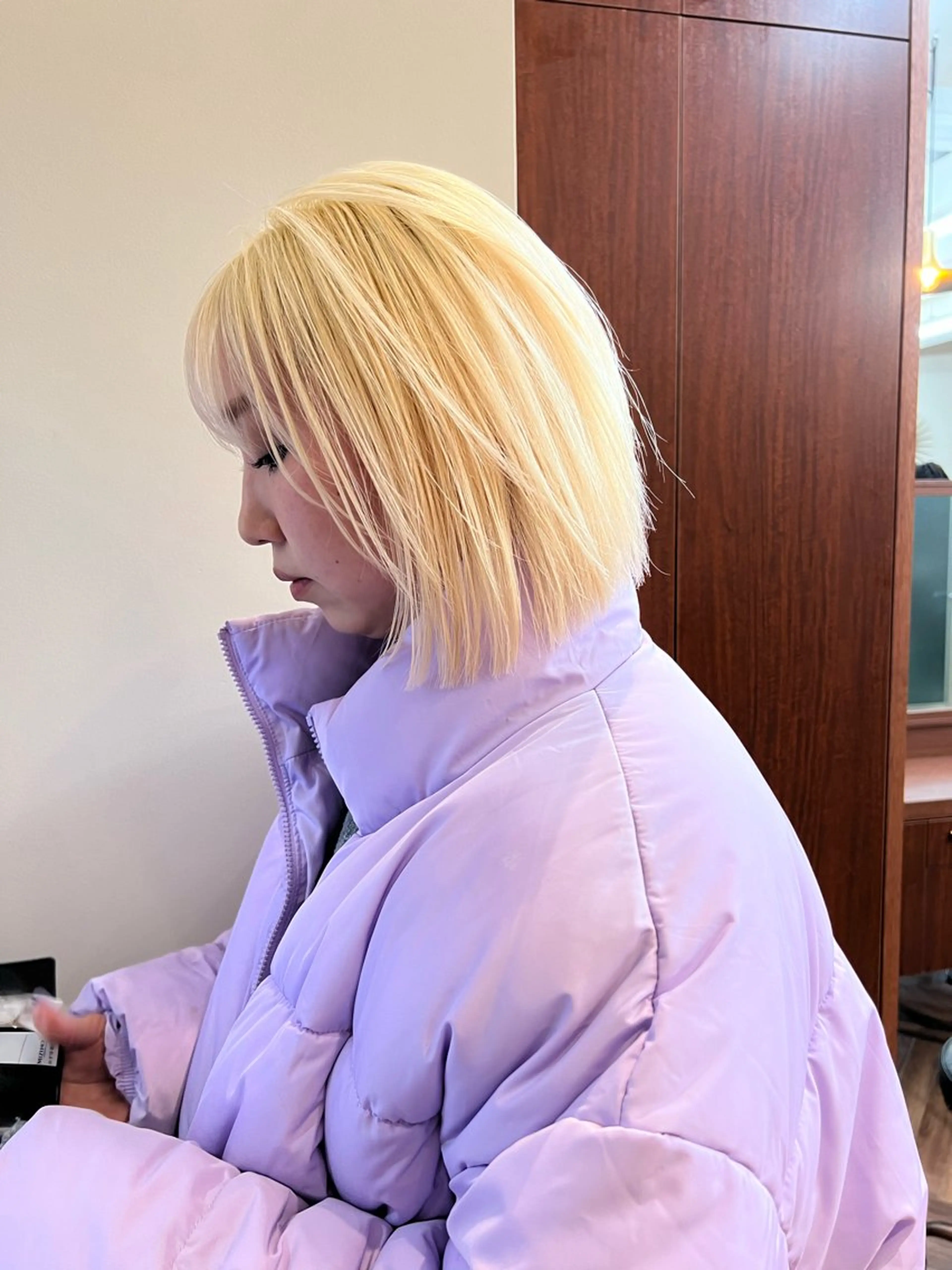 ショート カラー ブリーチ ケアブリーチ ダブルカラー ハイトーンカラー ボブ カット ヘアカラー トリートメント レイヤー専門家 ダブルカラー修のヘアスタイル