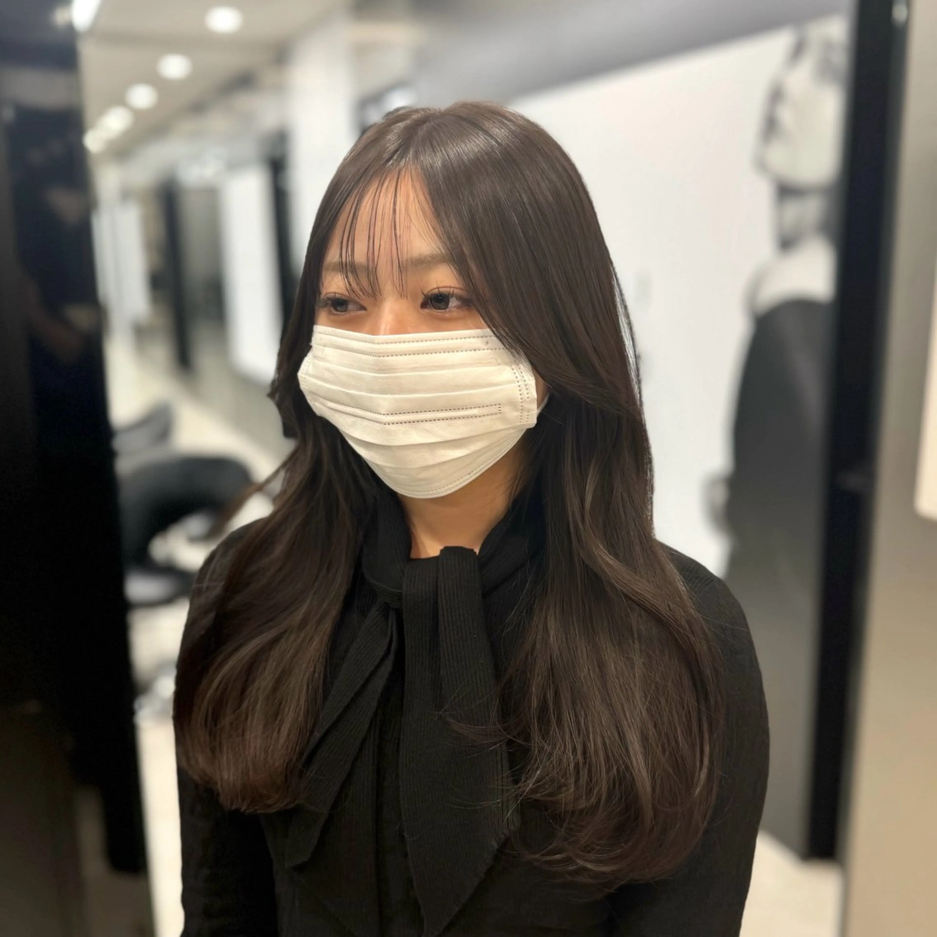 セミロング カラー HARUKI MINATO Japan SENDAI所属・🌈【透明感・韓国 ヘア】がっきー🌈のヘアスタイル