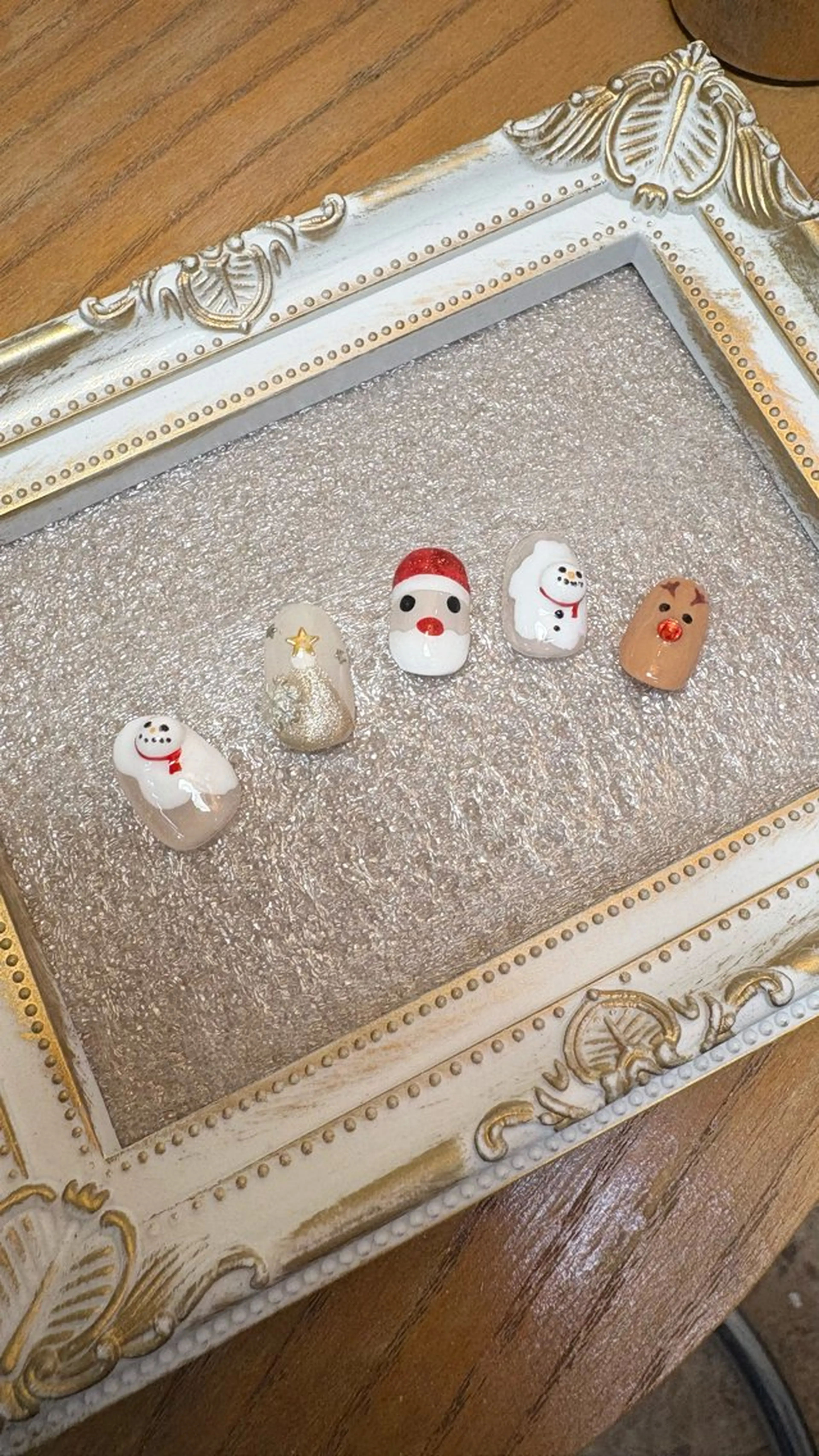 ネイル ニコネイルサロンワークスクール所属・ニコネイルスクール 5NISHIのネイルデザイン