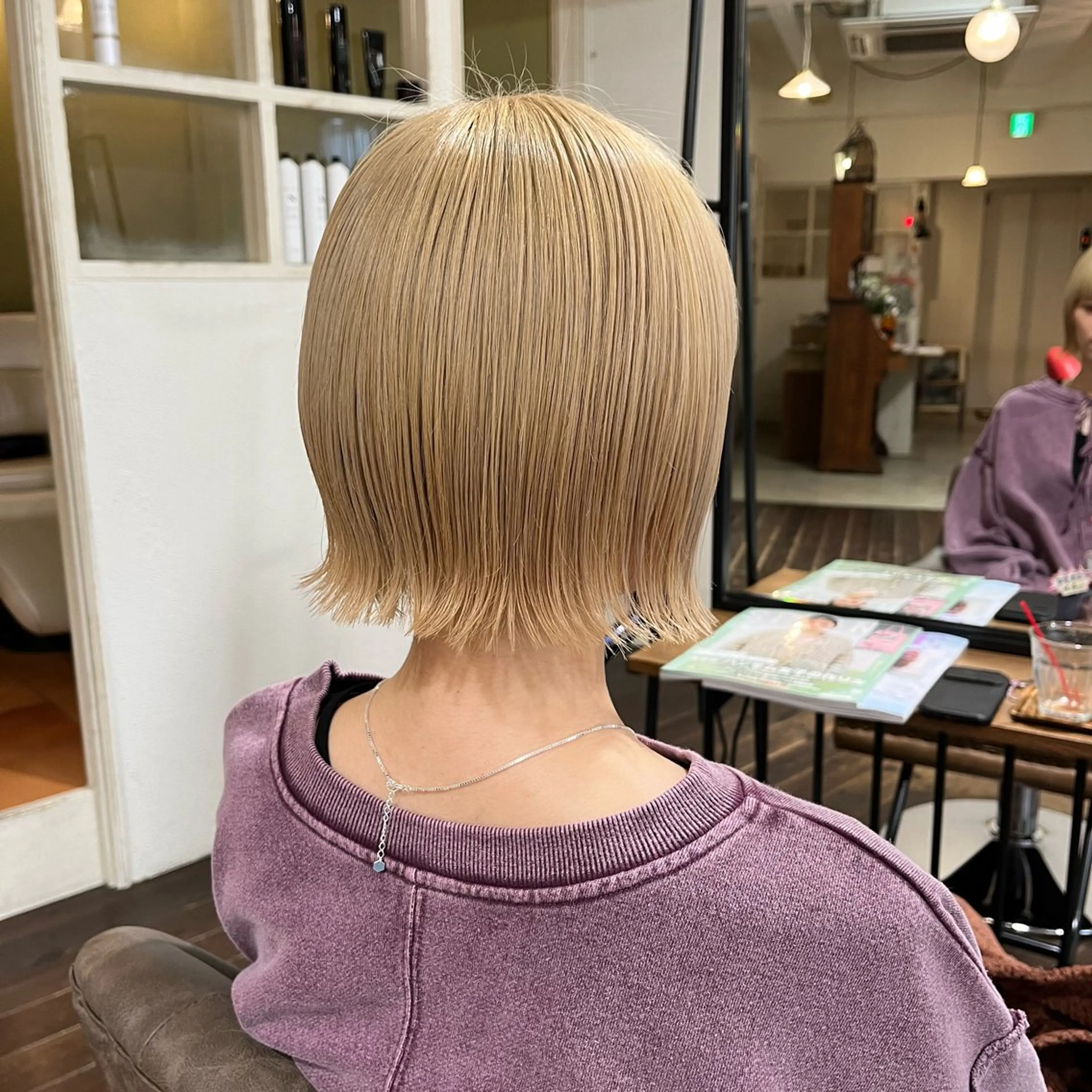 ショート カラー ブロンド パ ルのヘアスタイル