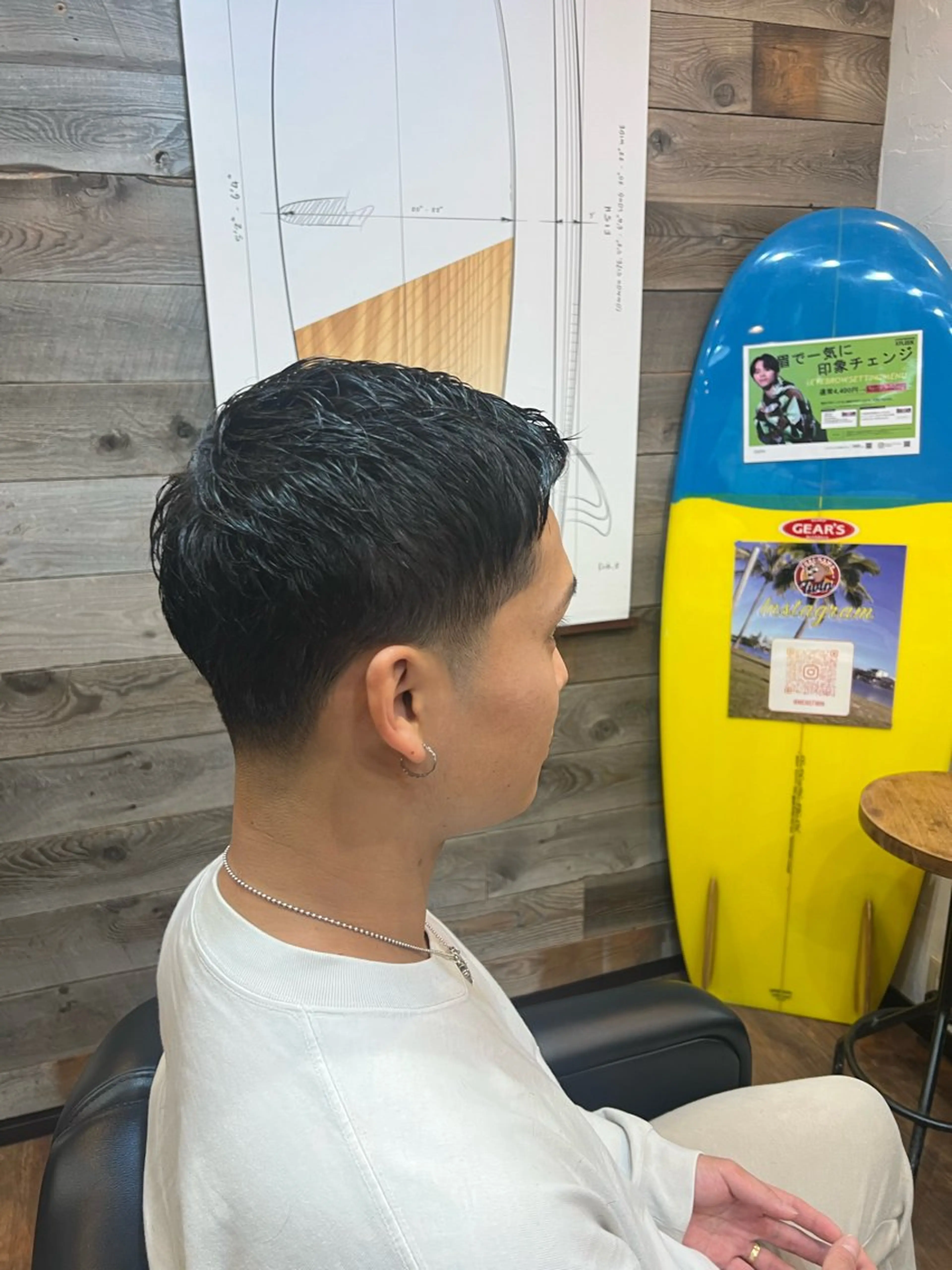 ショート ウメダ マサトのヘアスタイル