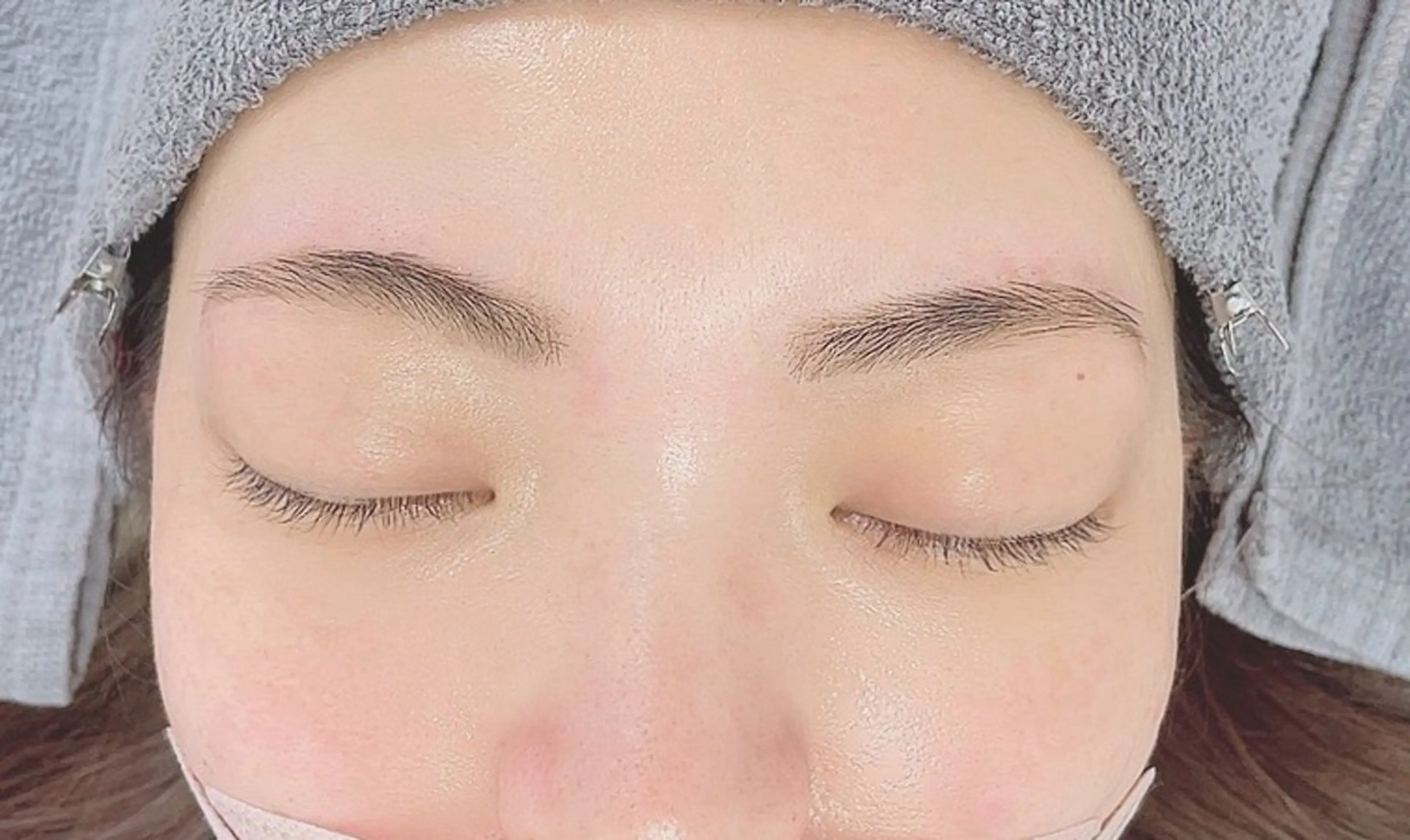 アイブロウ メンズアイブロウ 眉毛ワックス脱毛 Morganite 🦋 ÿui 🦋のマツエク・マツパデザイン