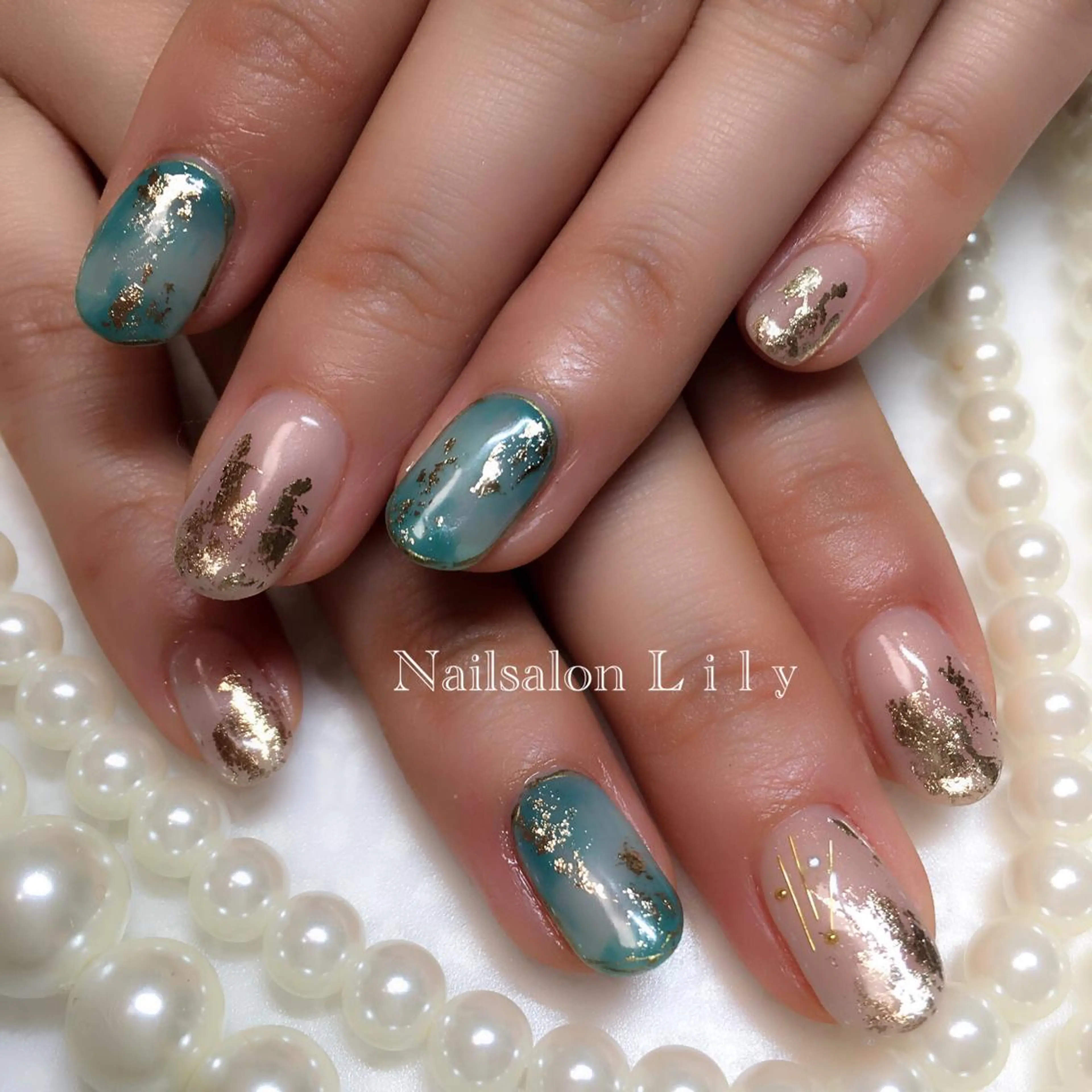 ネイル グリーン Nailsalon Lilyのネイルデザイン