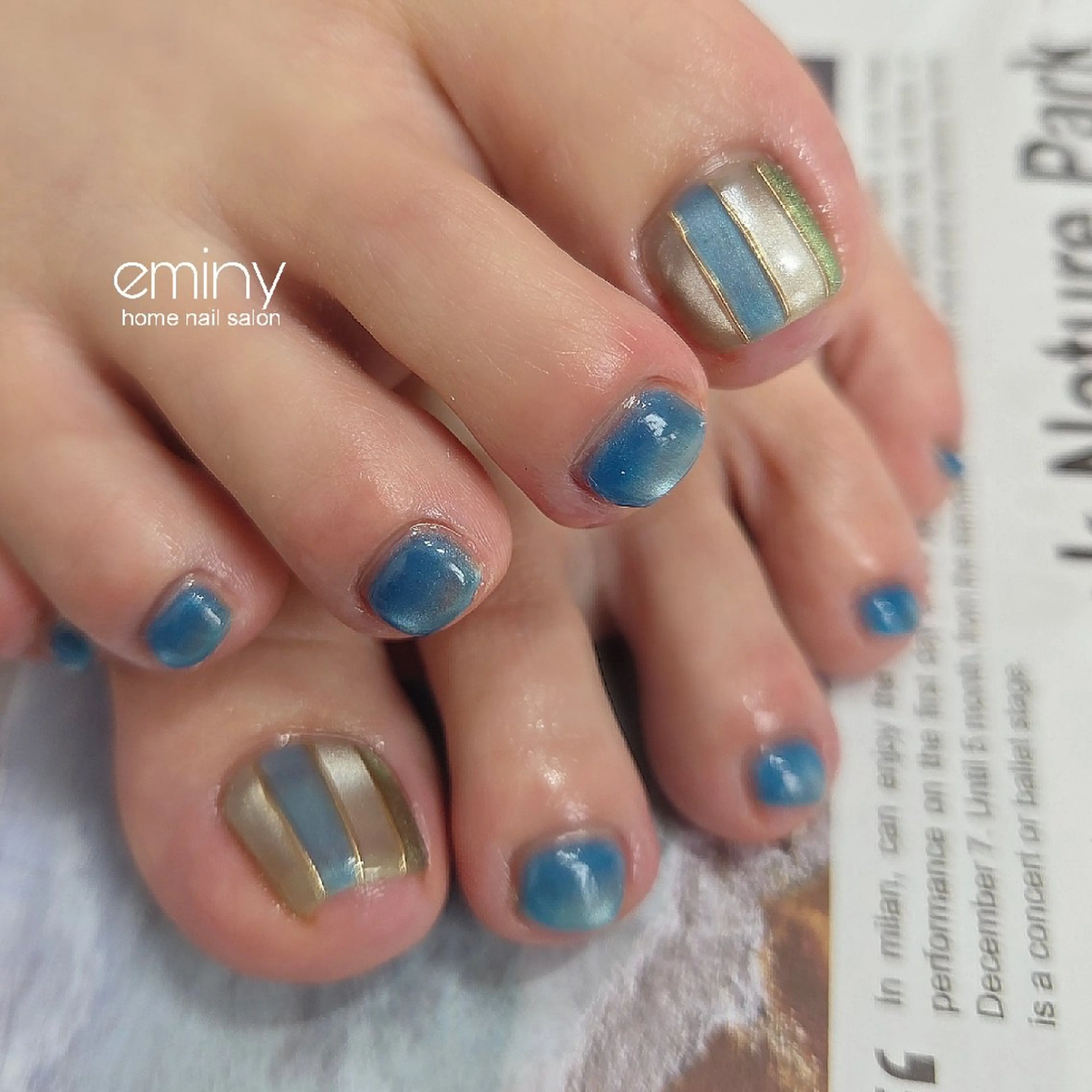 ネイル フットネイル ジェルネイル キラキラネイル 韓国ネイル マグネットネイル フットネイル nail salon  eminyのネイルデザイン