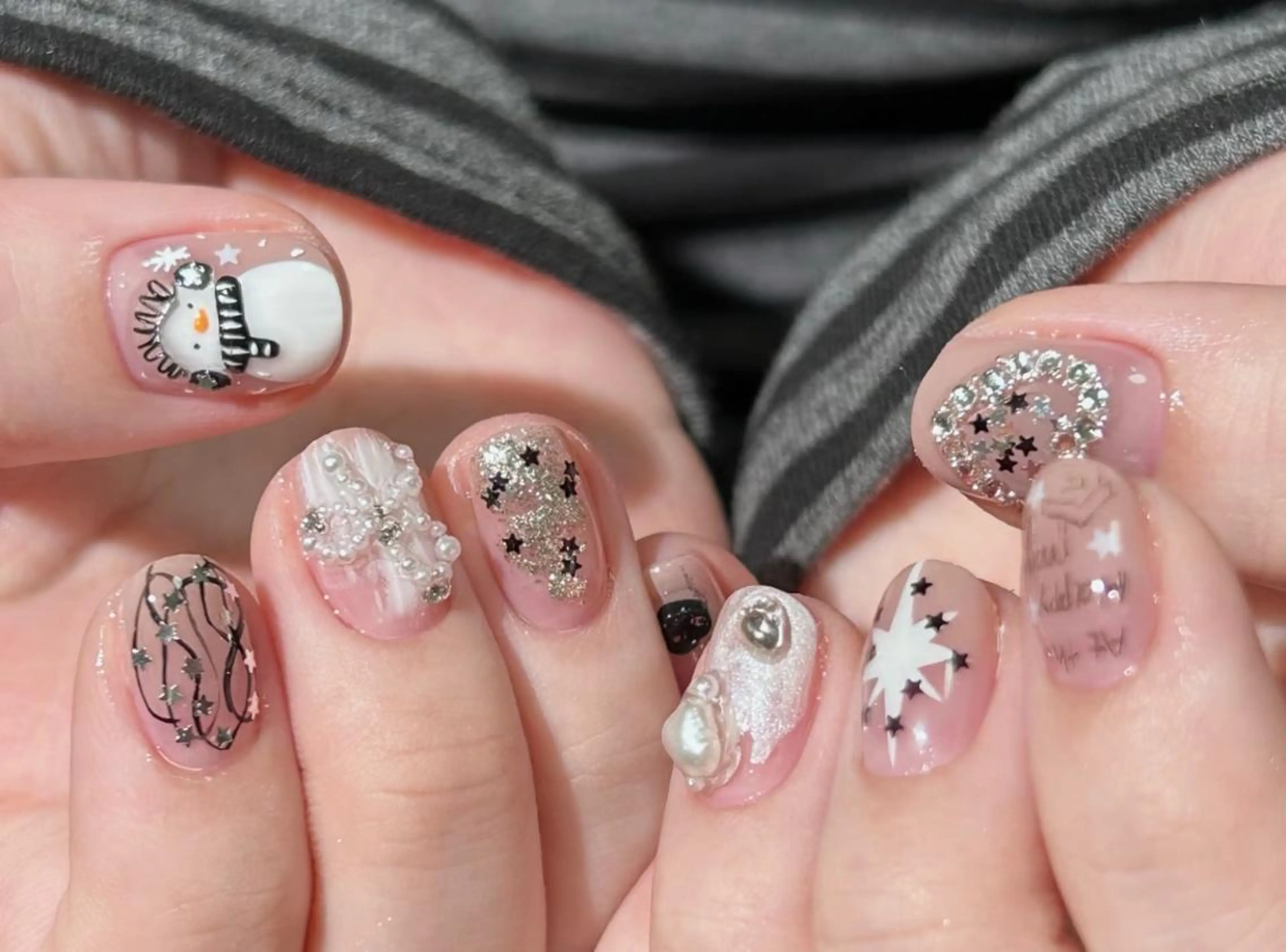 ネイル ハンドネイル エ リのネイルデザイン