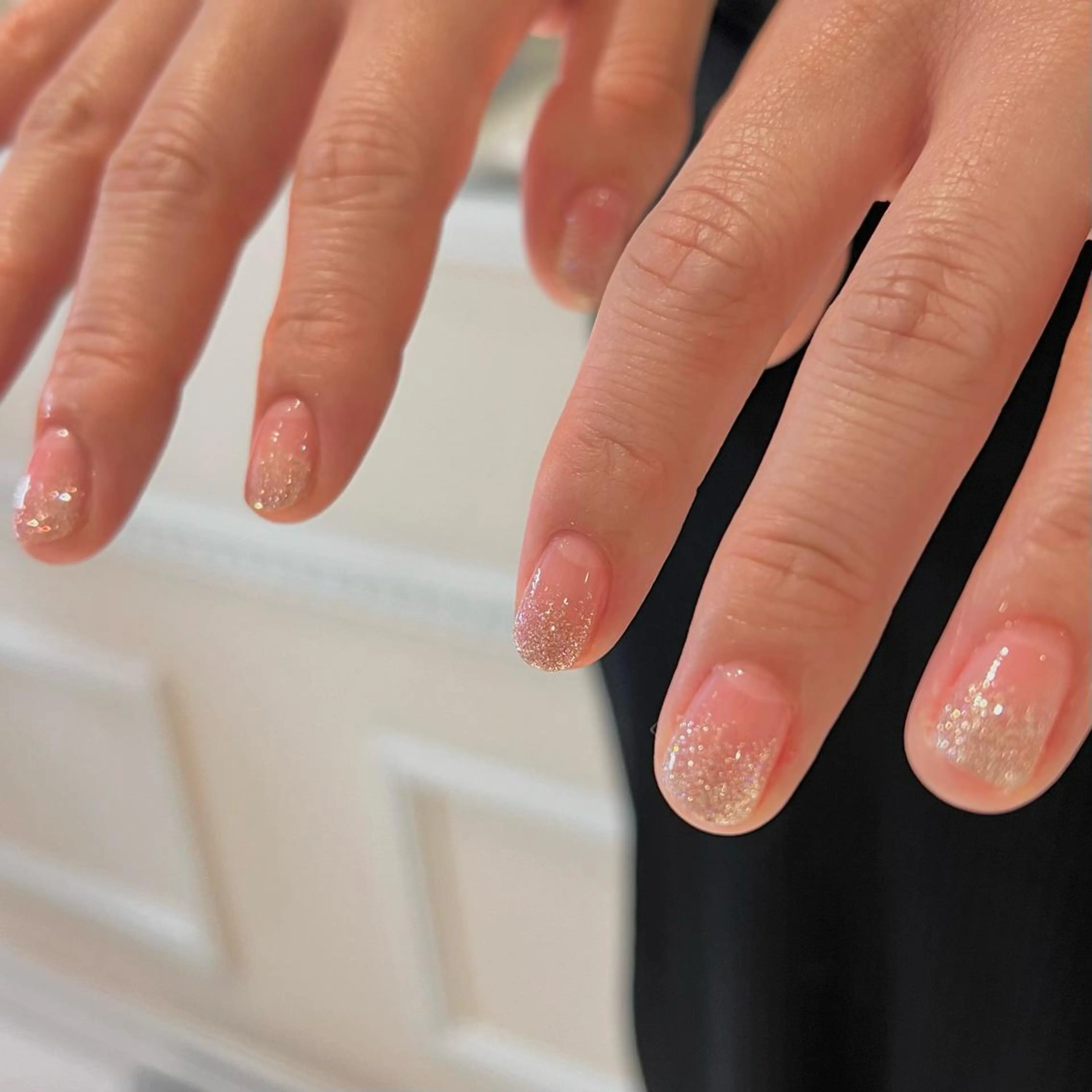 ネイル ラメ(グリッター) ラメグラデーション ハンドネイル 🎀チーク/ちゅるん 🫧chisa🎀のネイルデザイン