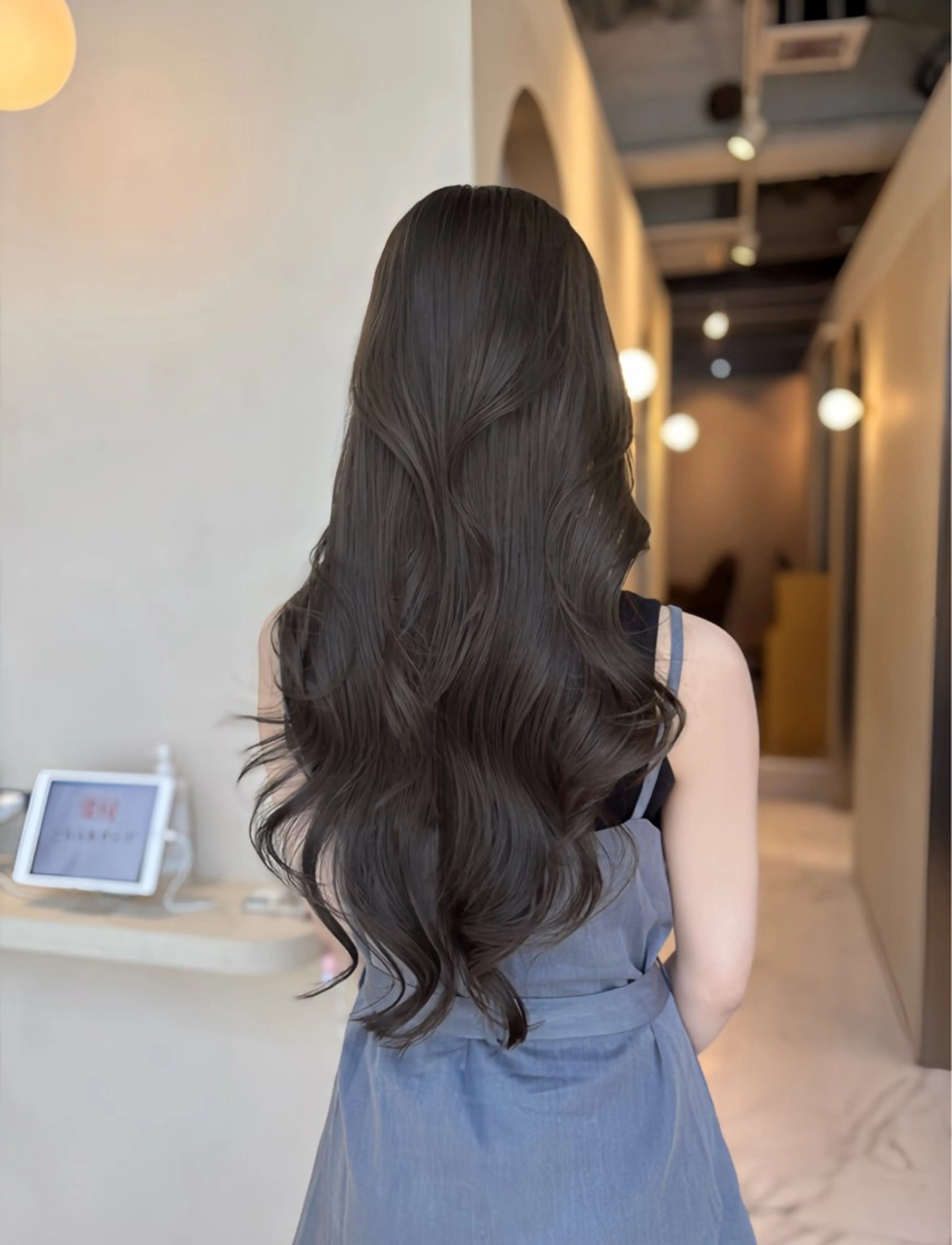 カラー ヘアカラー 赤み消しカラー🪽 透明感カラー🪽のあのヘアスタイル