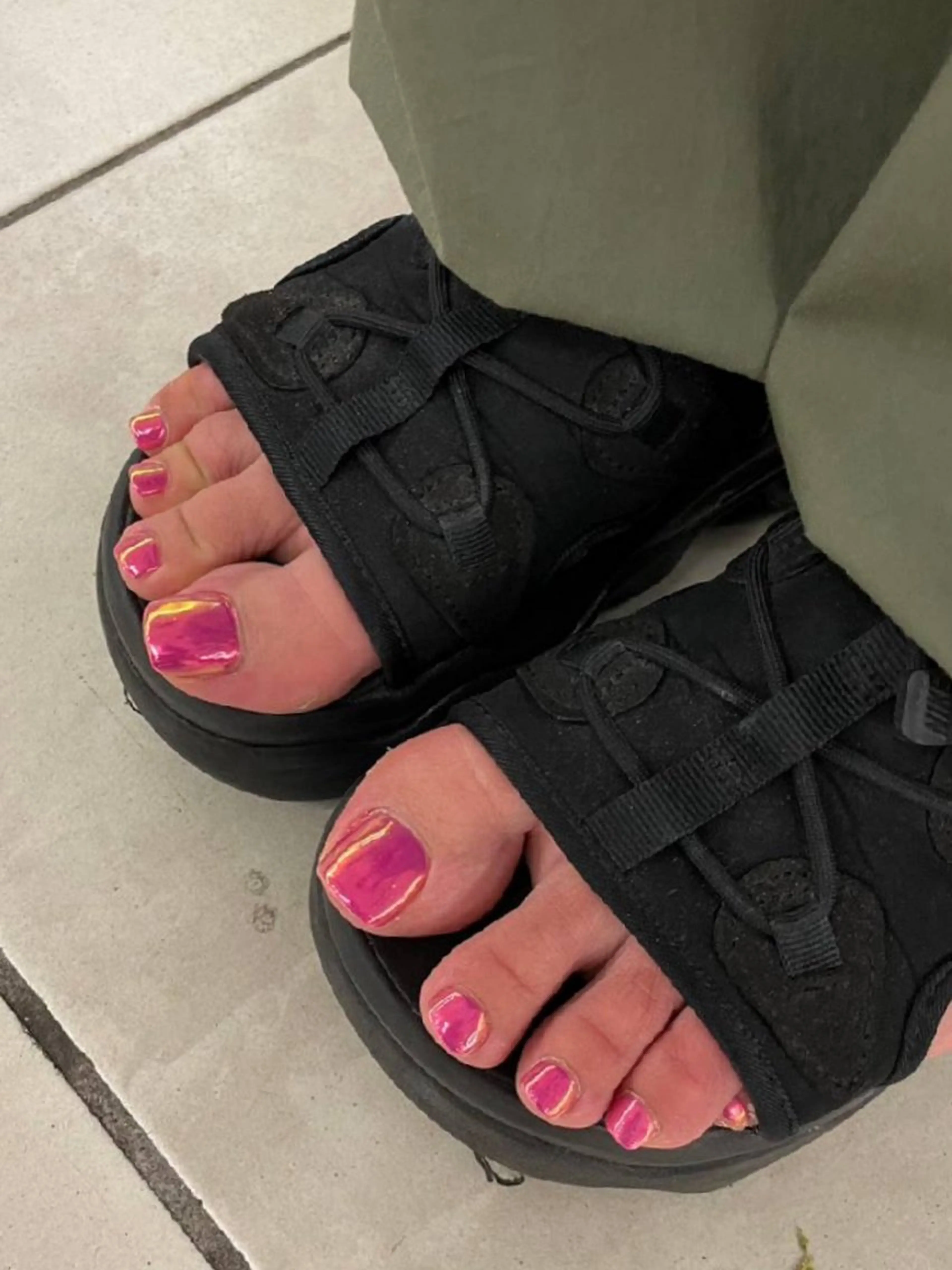 ネイル オーロラネイル フットネイル ミラーネイル atEdge ~ｱｴｯﾄ~所属・atEdgeｱｴｯﾄ OMOTESANDOのエステ・リラクイメージ