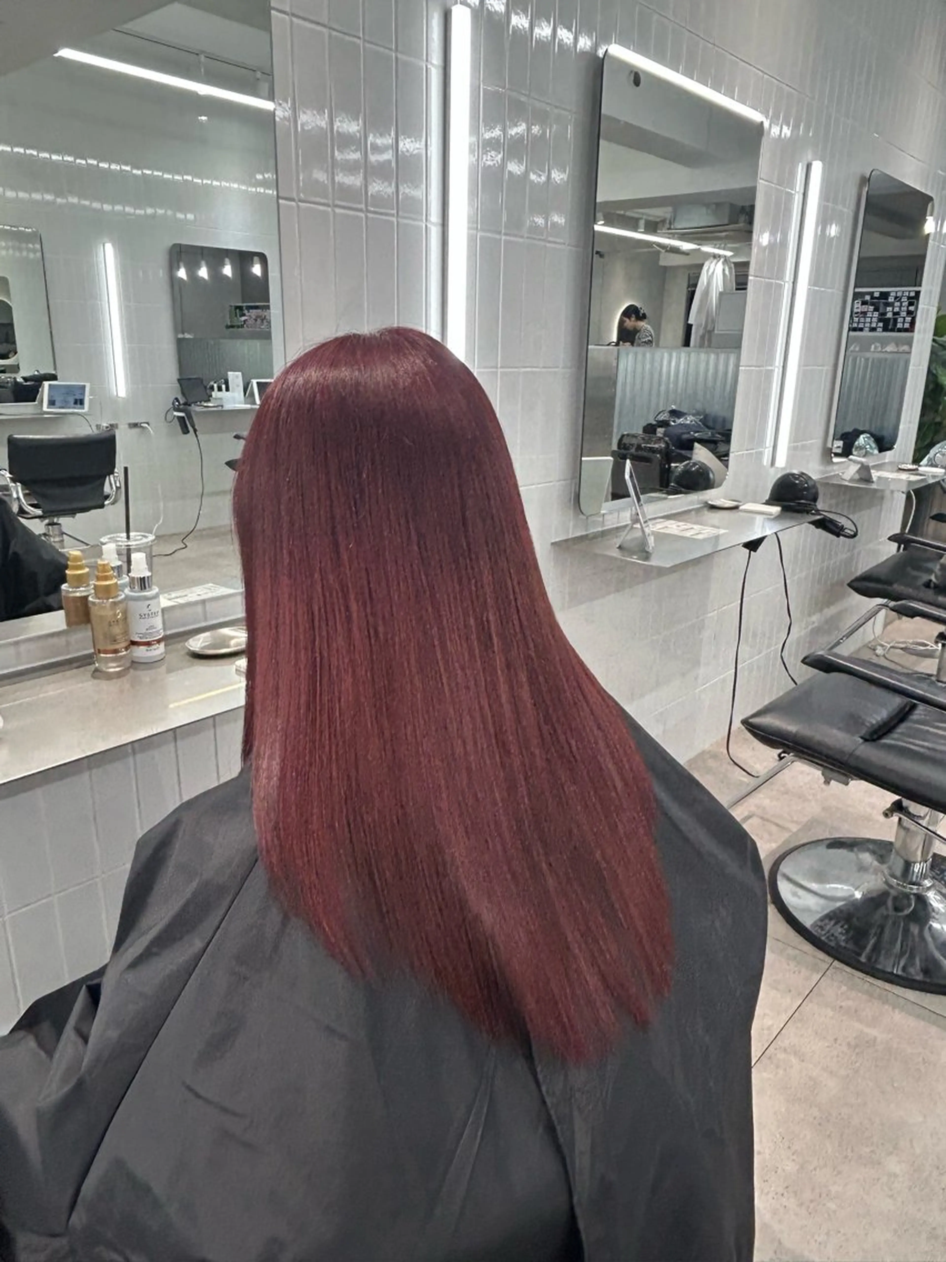 セミロング カラー ヘアカラー 🫧ミルクティー ブリーチRIKU🫧のヘアスタイル