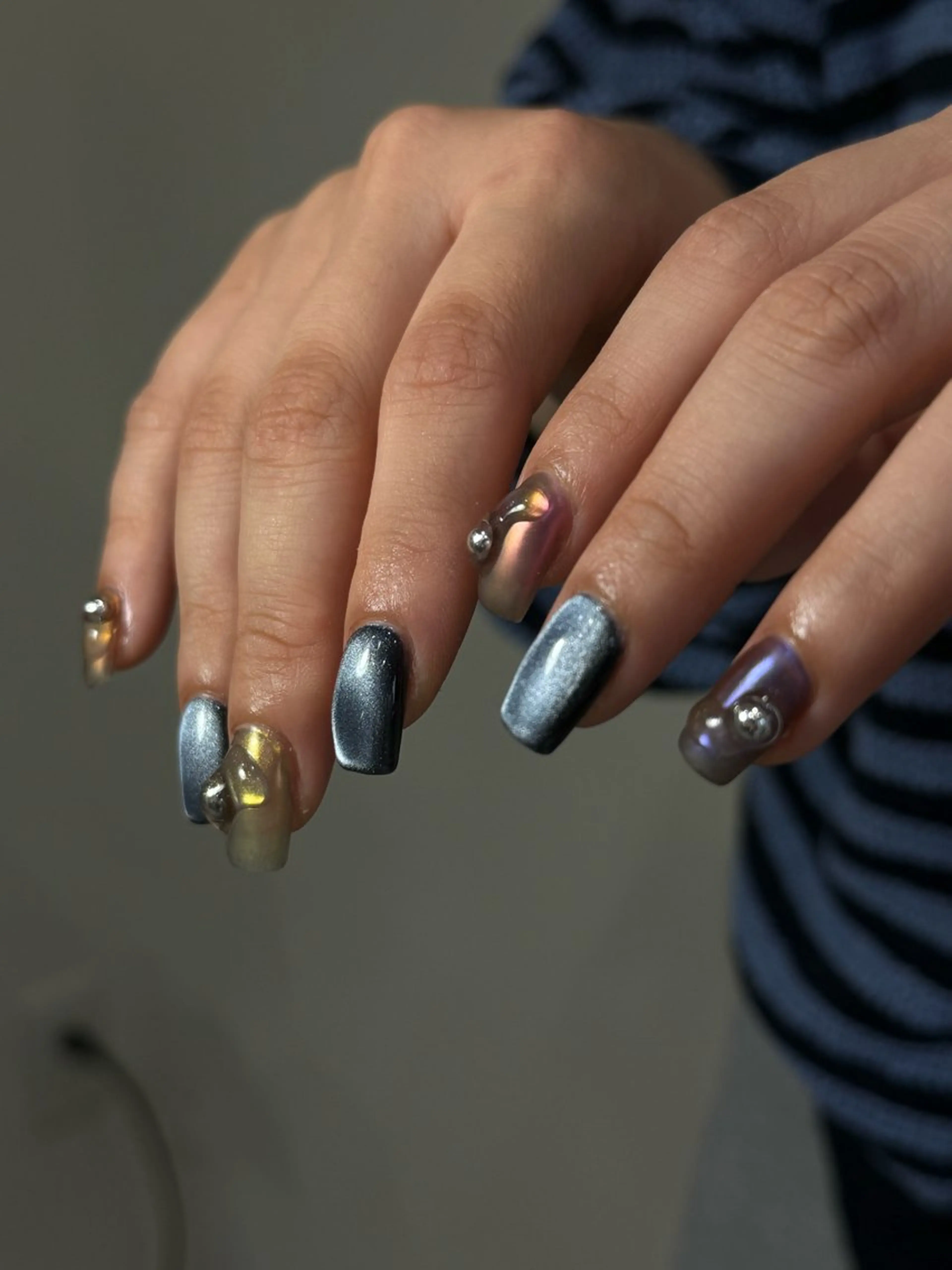 ネイル neouv所属・NEOUV_ mikuのネイルデザイン