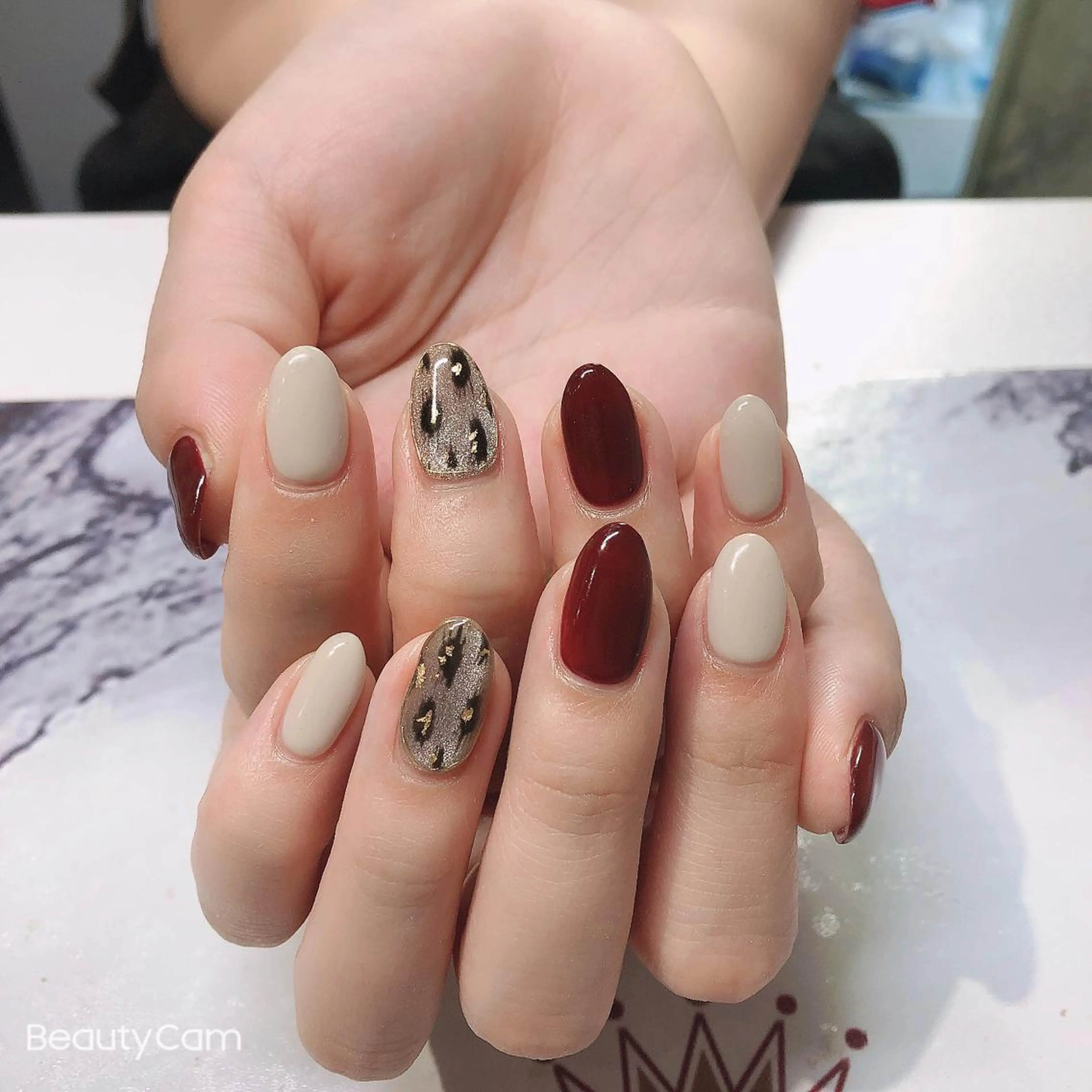 ネイル Guarendo錦糸町店所属・ガレンドウ 白澤 愛子のネイルデザイン