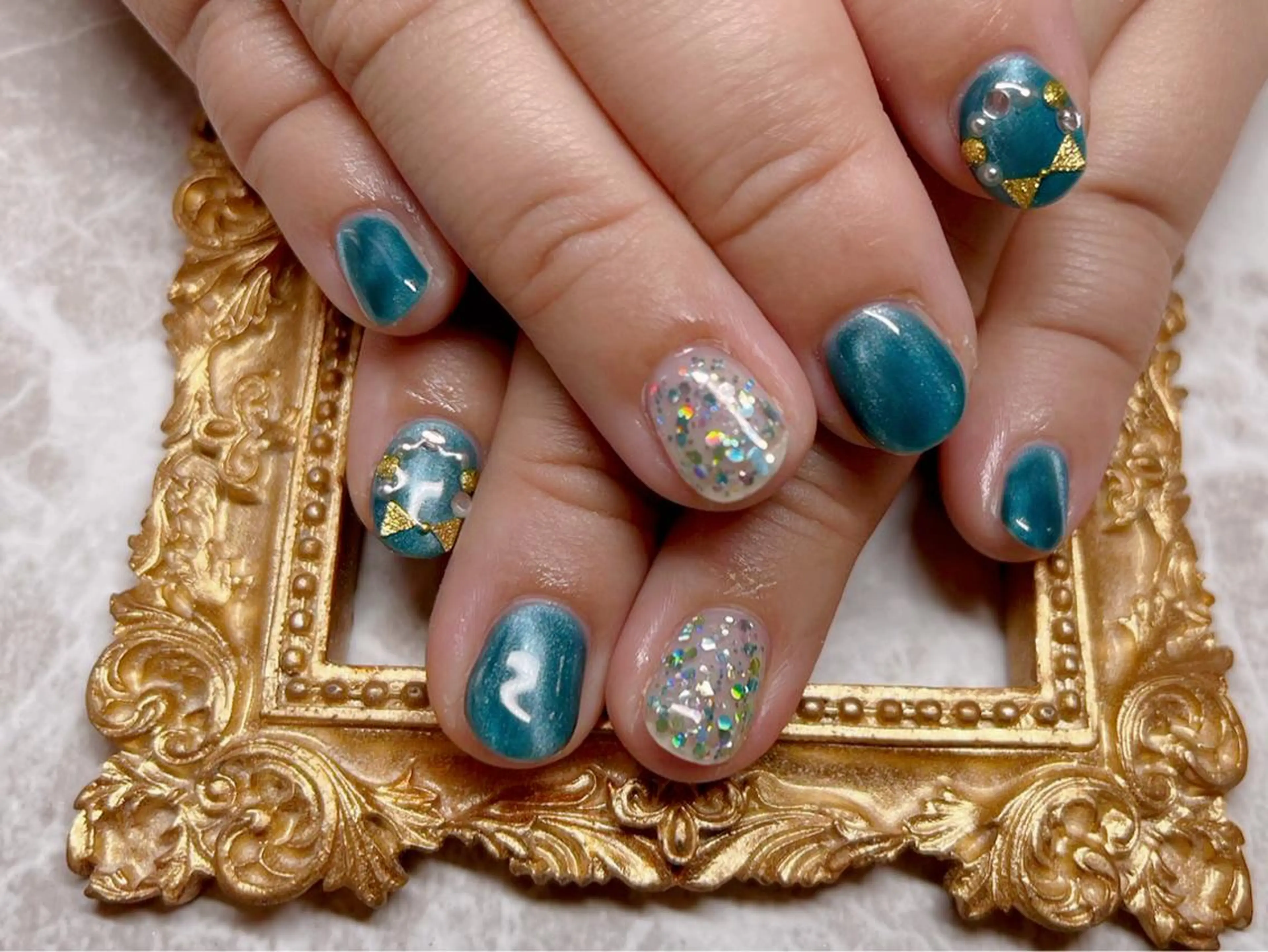 ネイル ハンドネイル マジックミラー所属・マジック ミラーのネイルデザイン