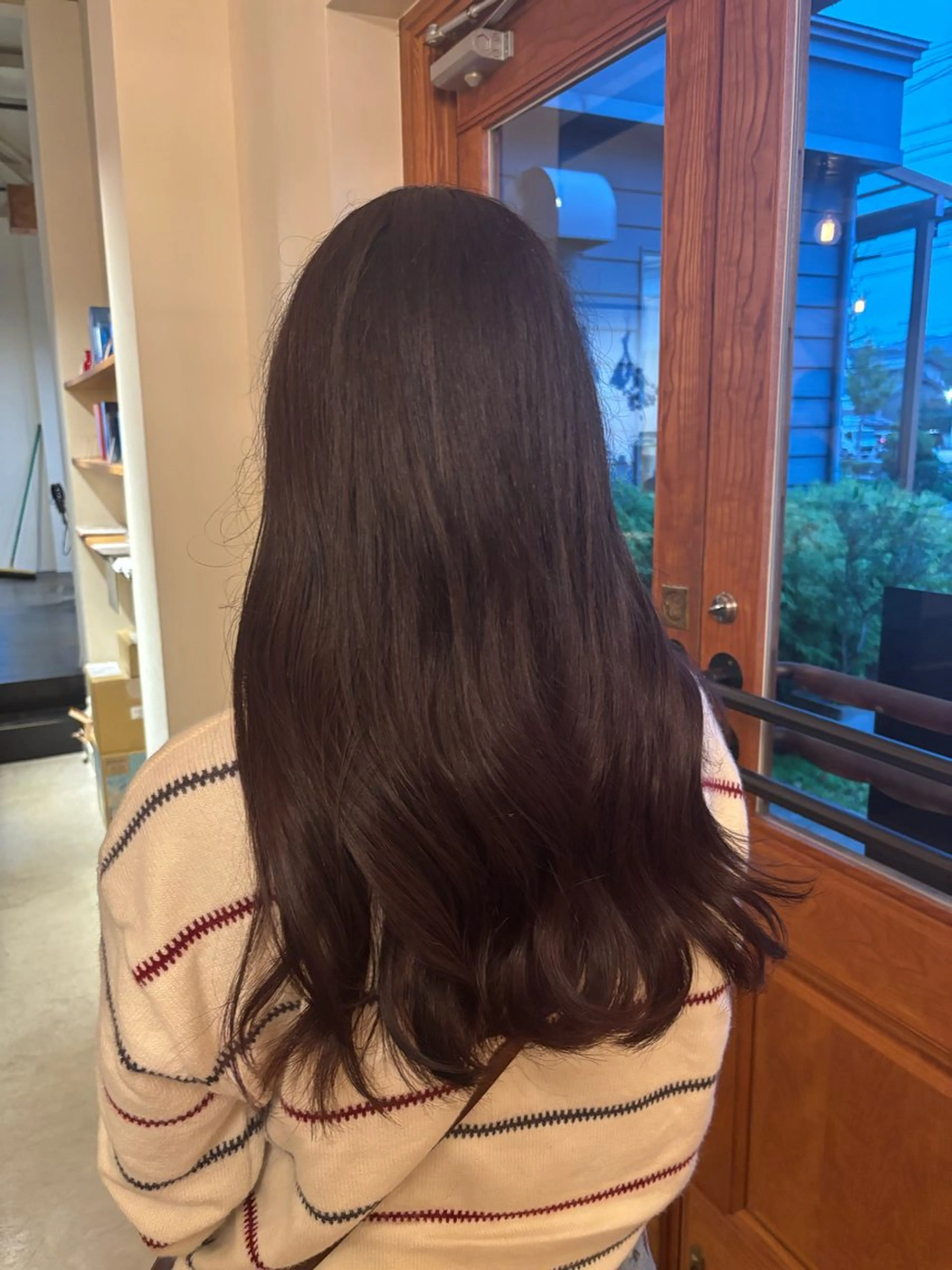 ロング カラー ブラウンカラー 透明感カラー カット ヘアカラー 暖色カラー／ボブ／ 酸性ストレート／羽菜のヘアスタイル