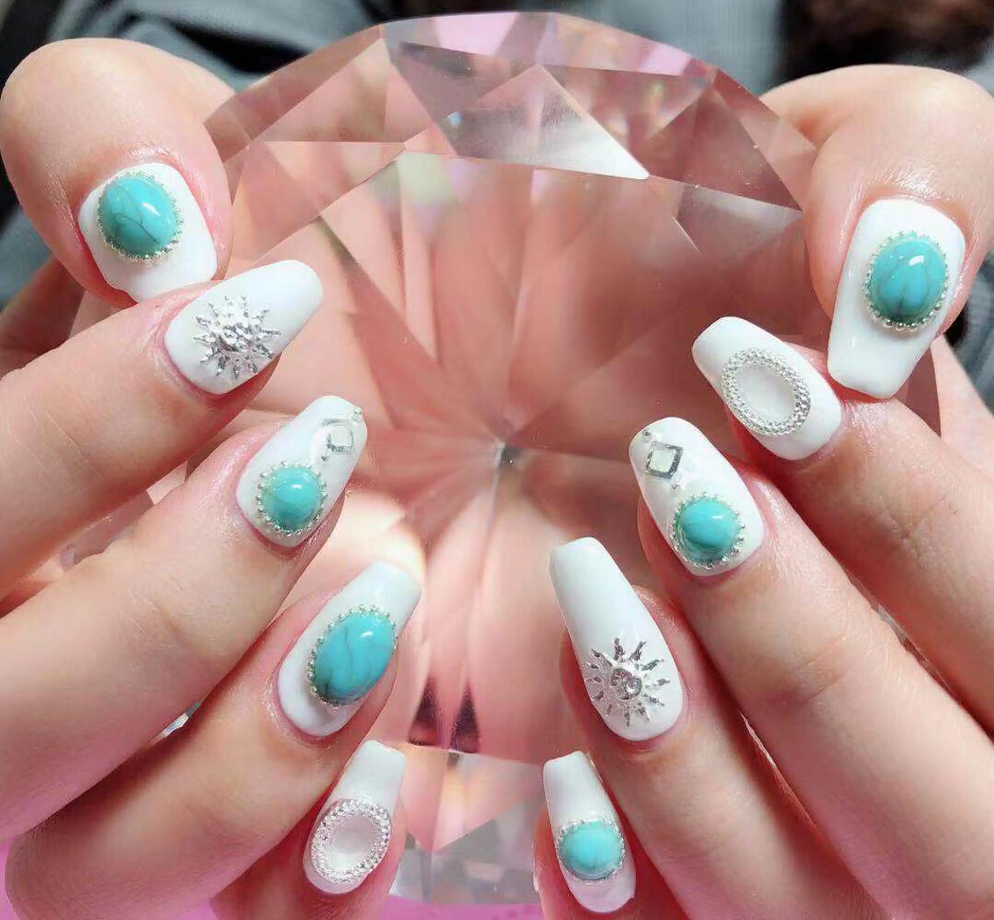 ネイル AB マツエクネイルサロンのネイルデザイン