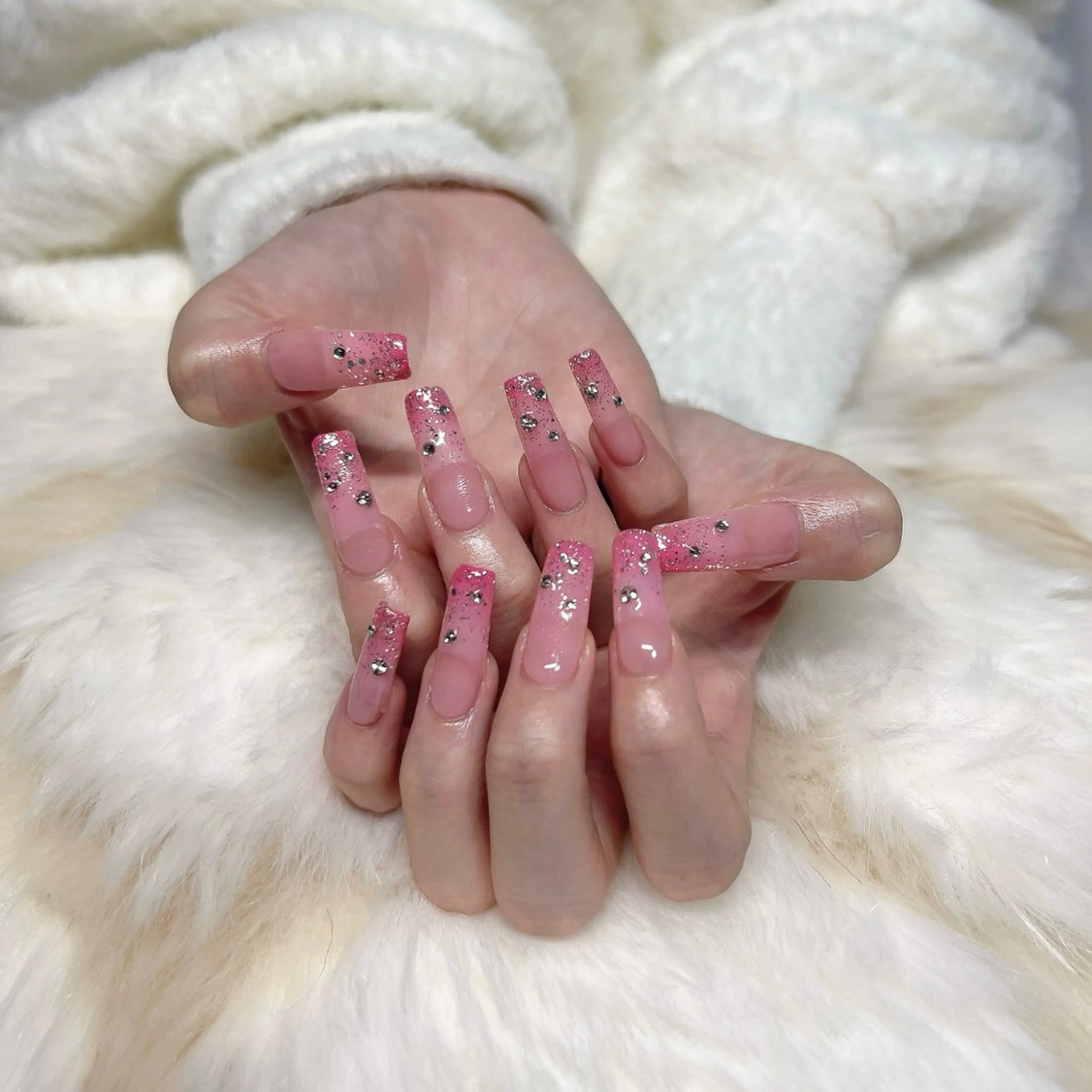 ネイル チークネイル 長さ出し グラデーション nail salon MUAのネイルデザイン