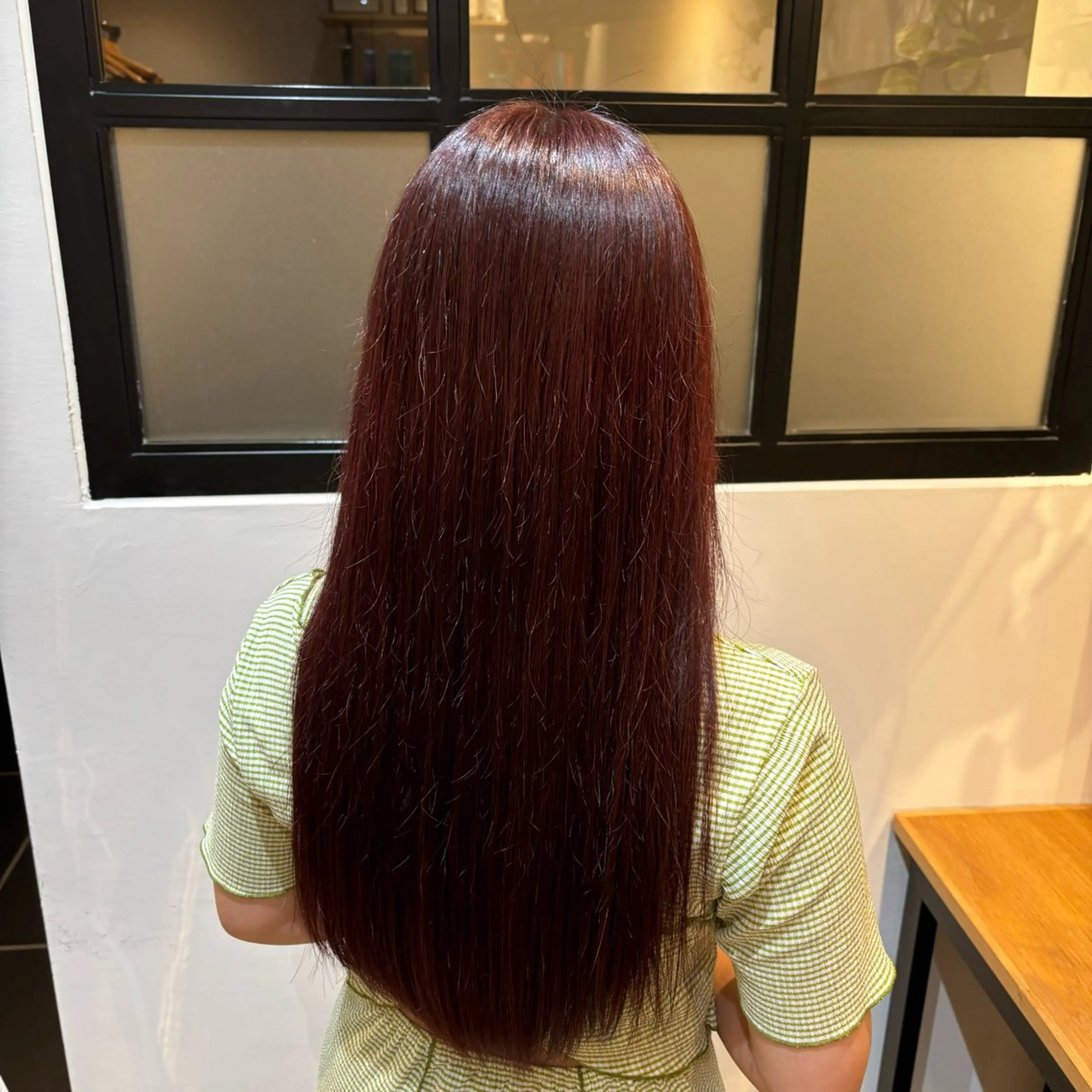 ロング カラー レッドカラー ヘアカラー トリートメント Kiara ⭐️のヘアスタイル