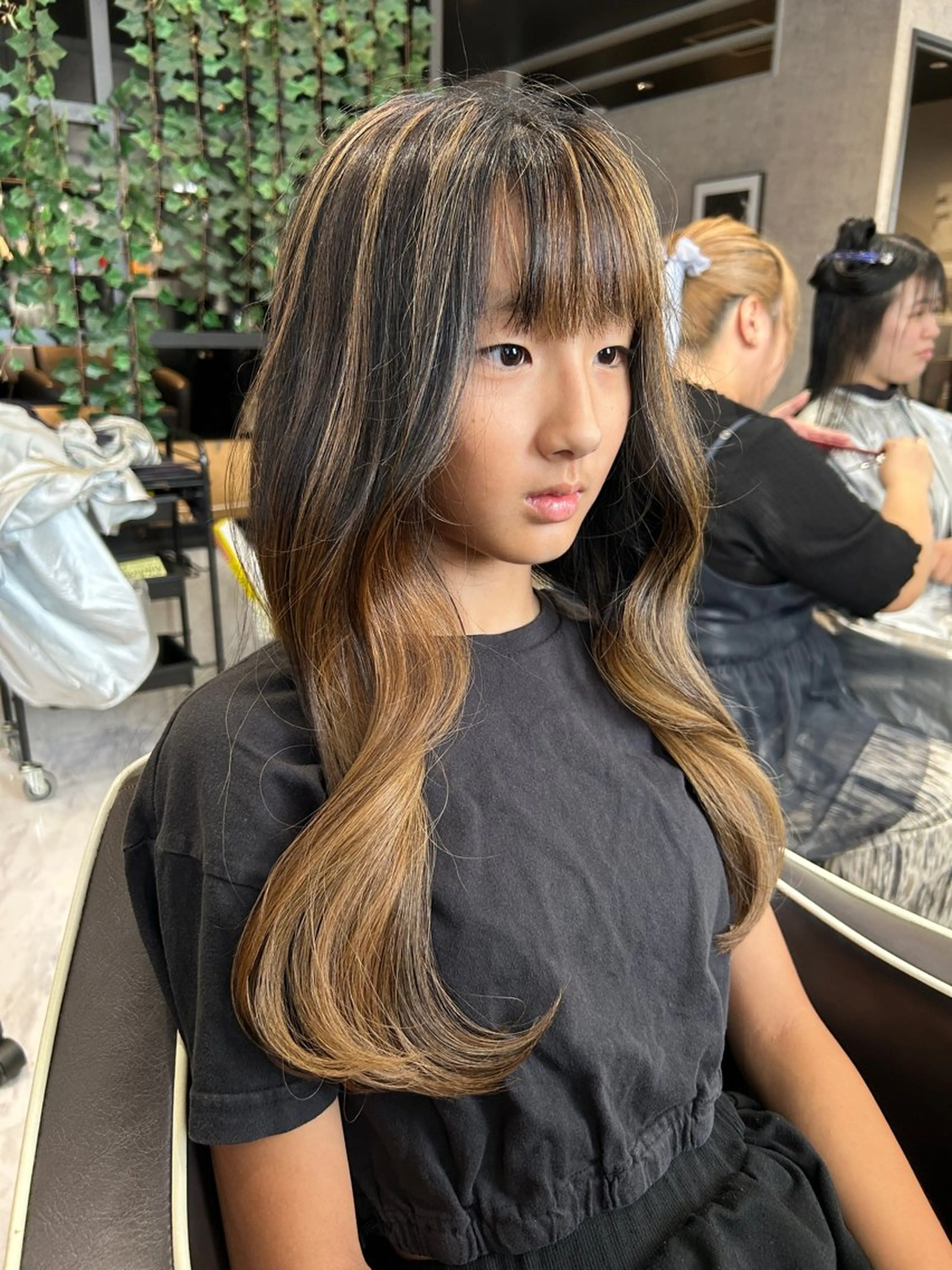 ロング カラー キッズ バレイヤージュ ベージュカラー ブリーチ レイヤーカット Agu hair sylk 豊田市駅前所属・🐺似合わせ🐺 青山健誠のヘアスタイル