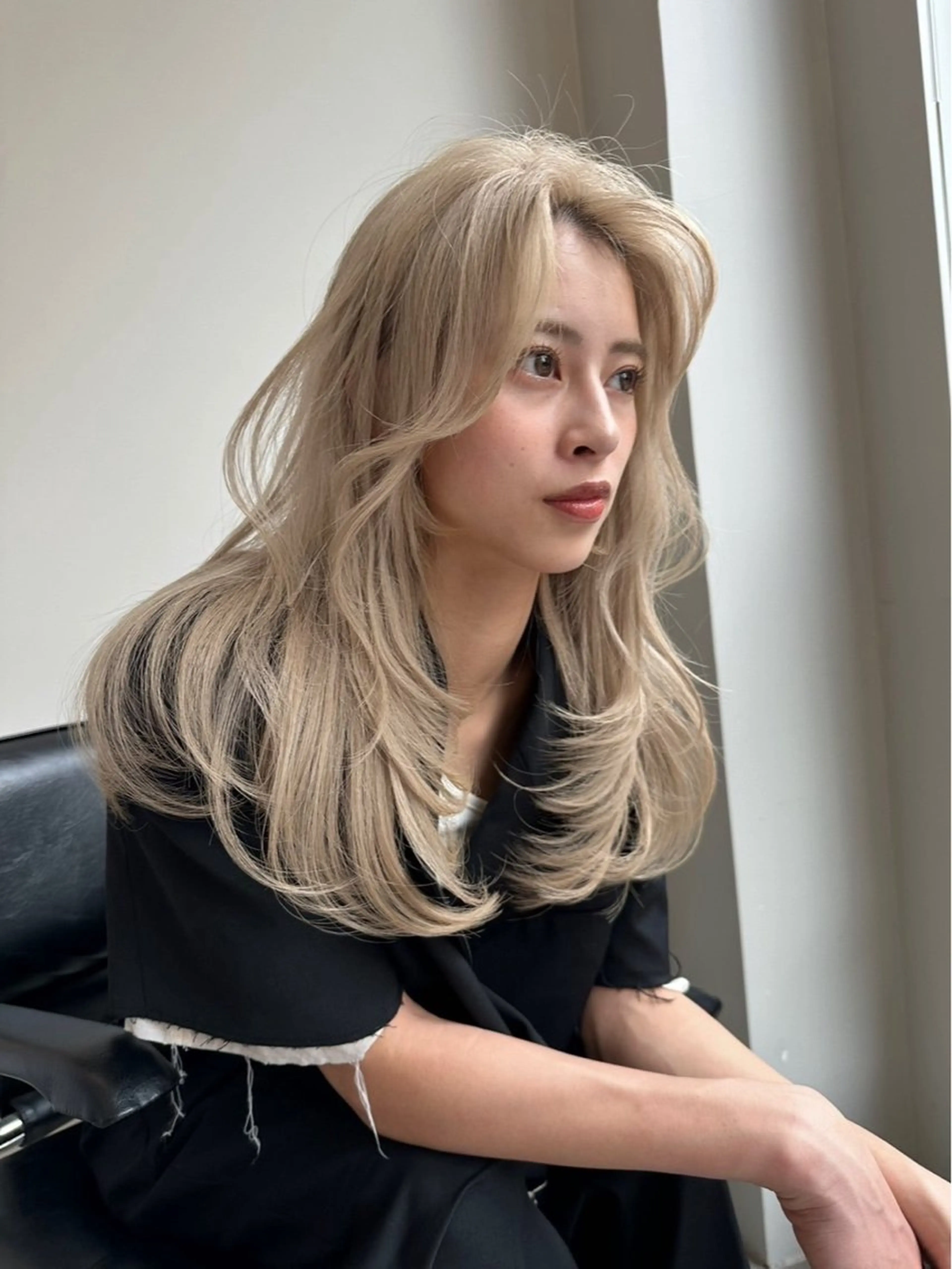 ミディアム カラー ヘアアレンジ ヘアカラー トリートメント 髪質改善×ハイトーン 中田啄也のヘアスタイル