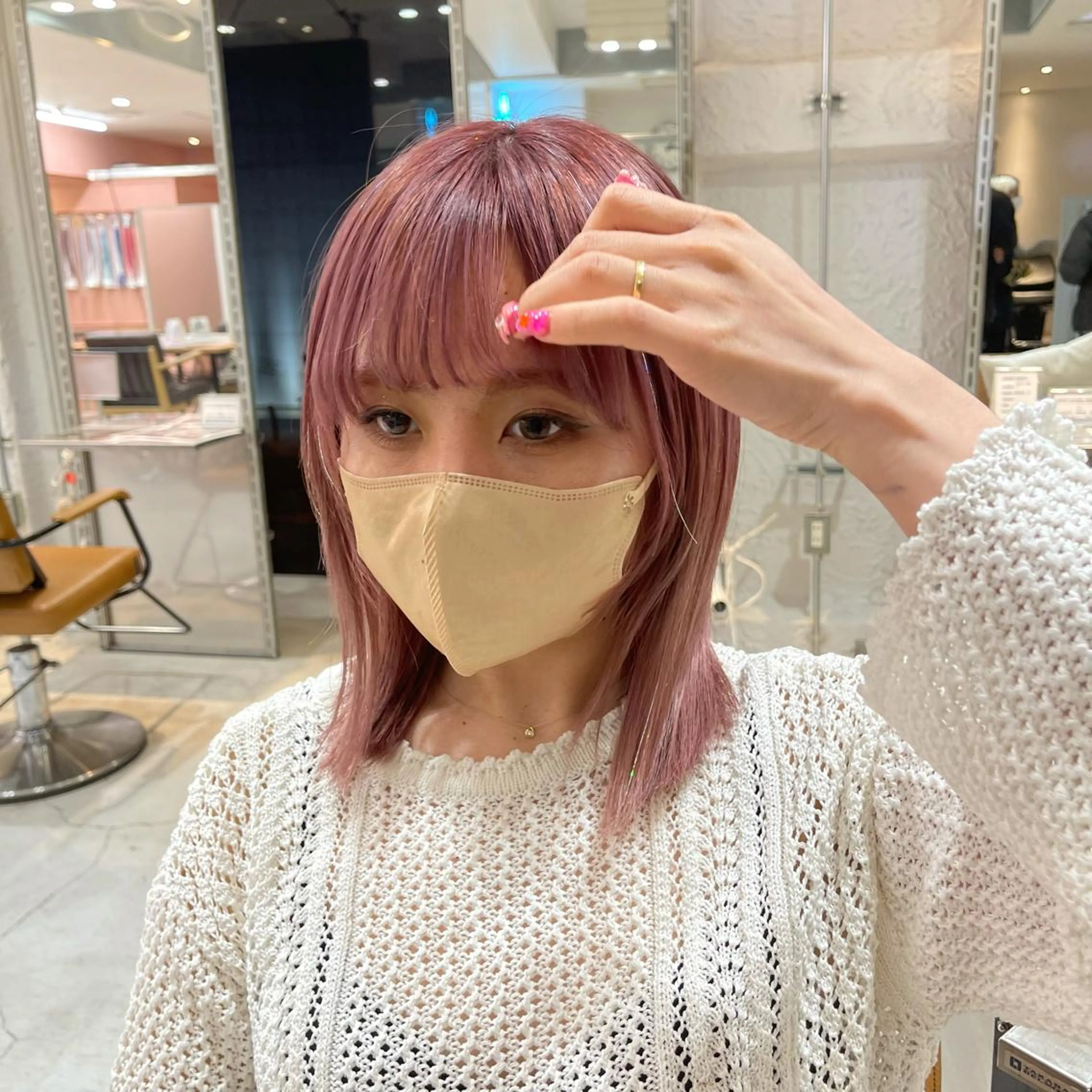 セミロング カラー nameless miichiのヘアスタイル