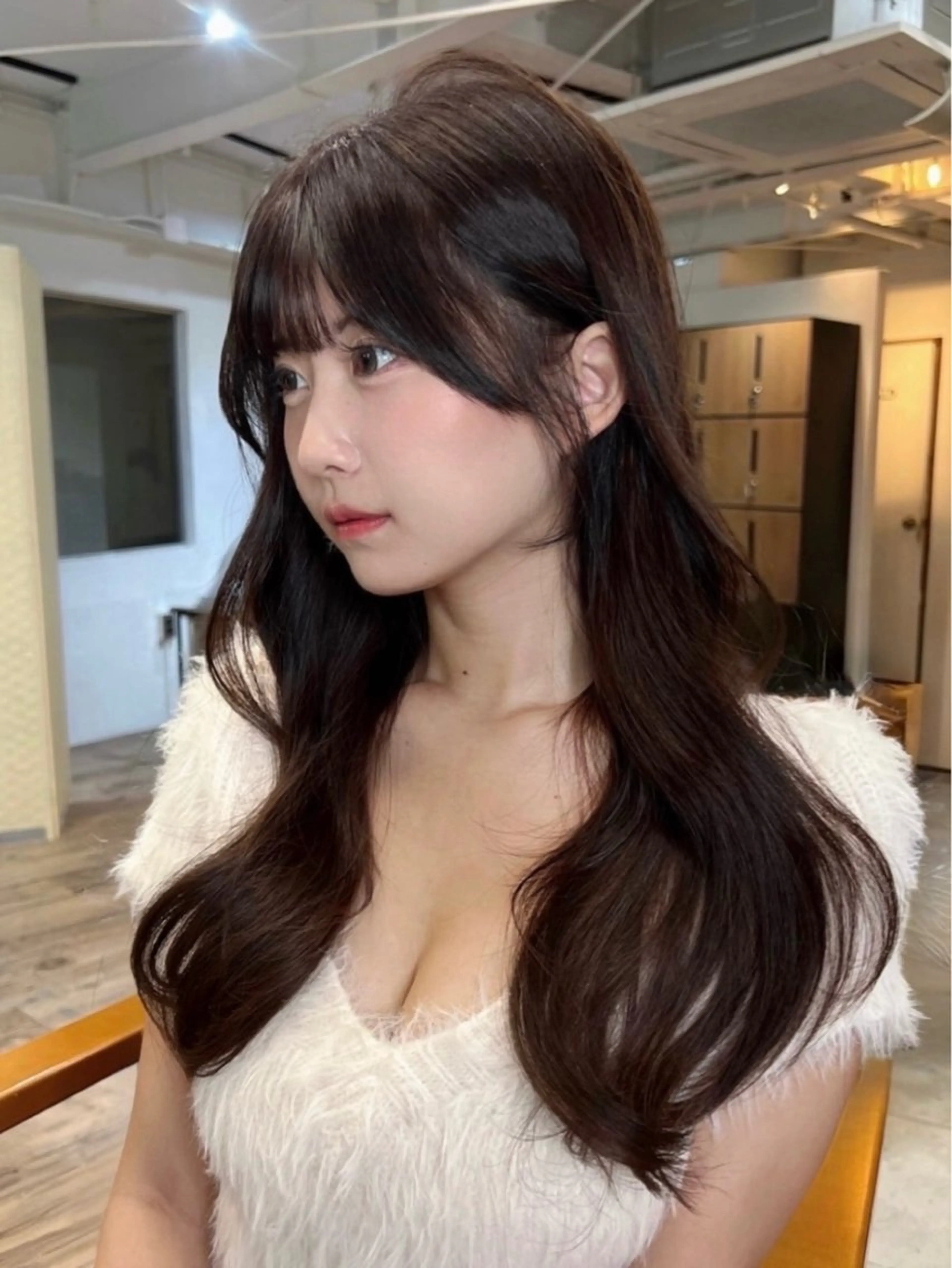 ロング YUI / LbyHOMEのヘアスタイル