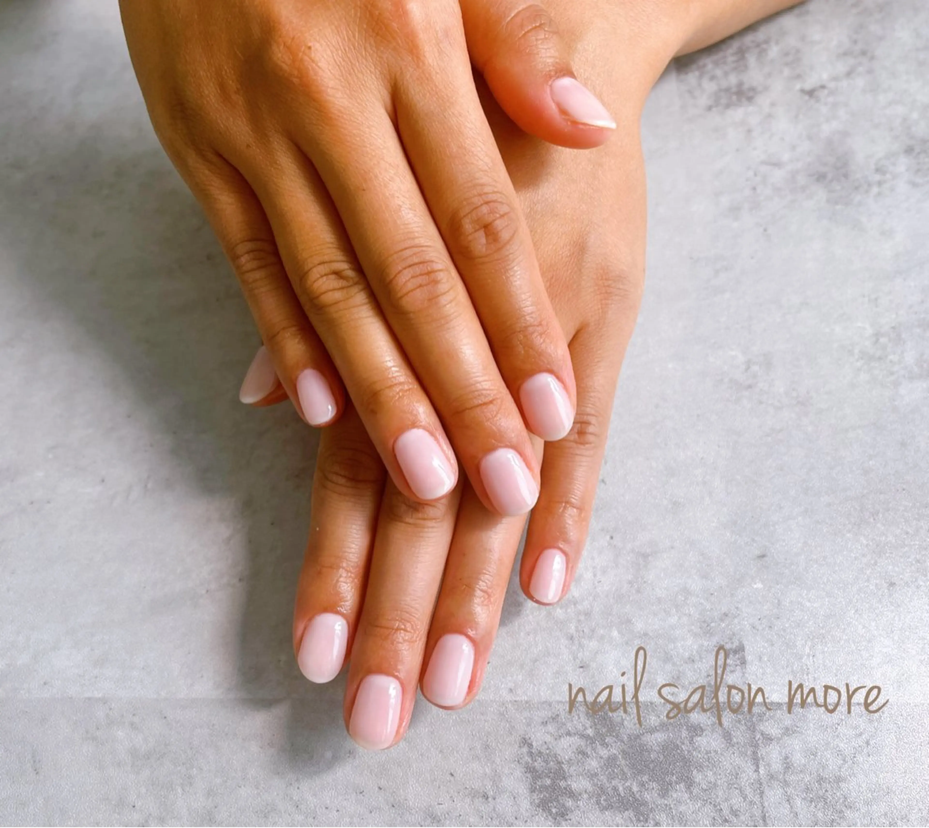 ネイル ワンカラーネイル ホワイト ハンドネイル nail salon moreのネイルデザイン