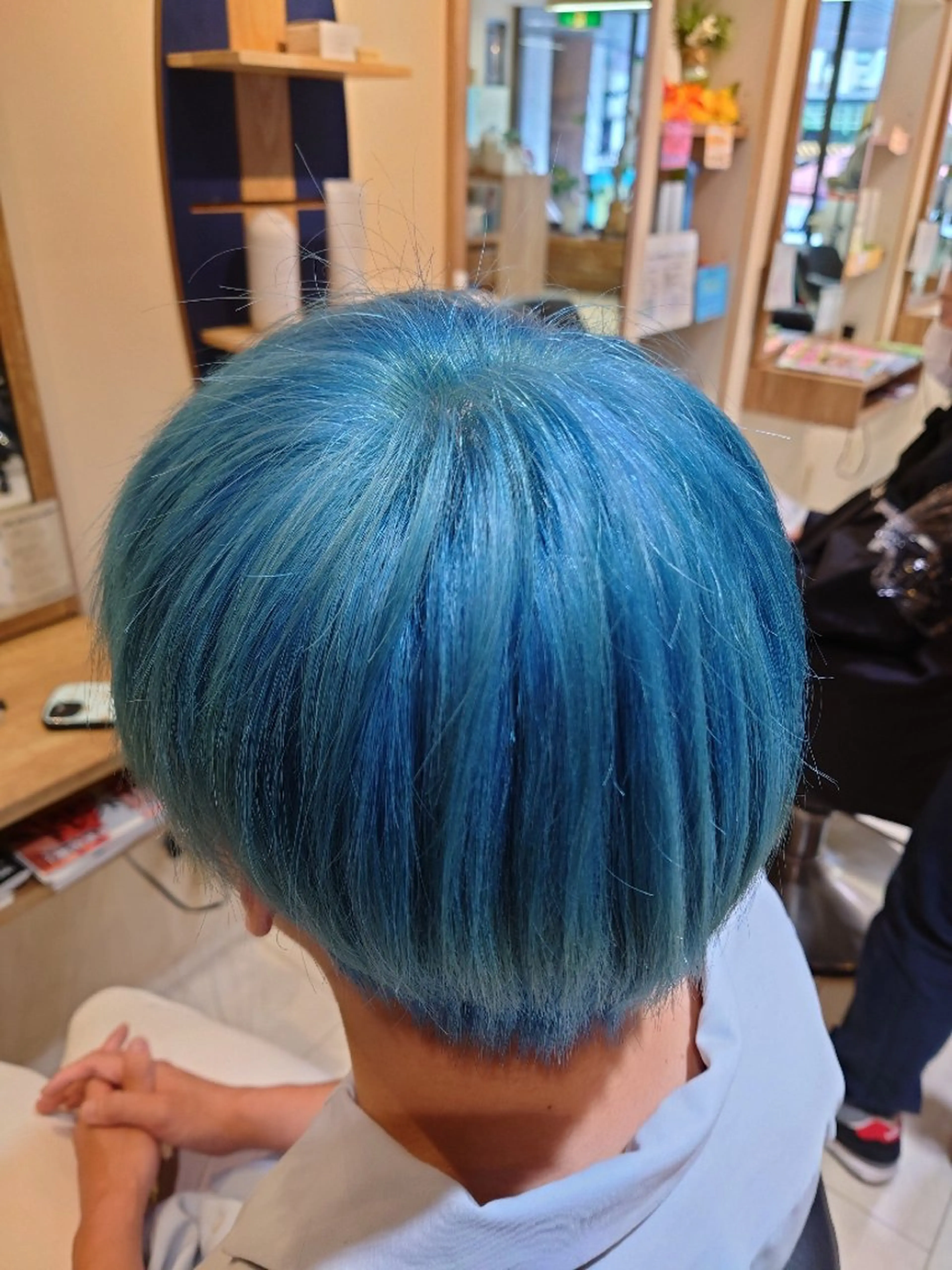 メンズ メンズブリーチ AULANI Hair Resort所属・塚原 友紀子のヘアスタイル