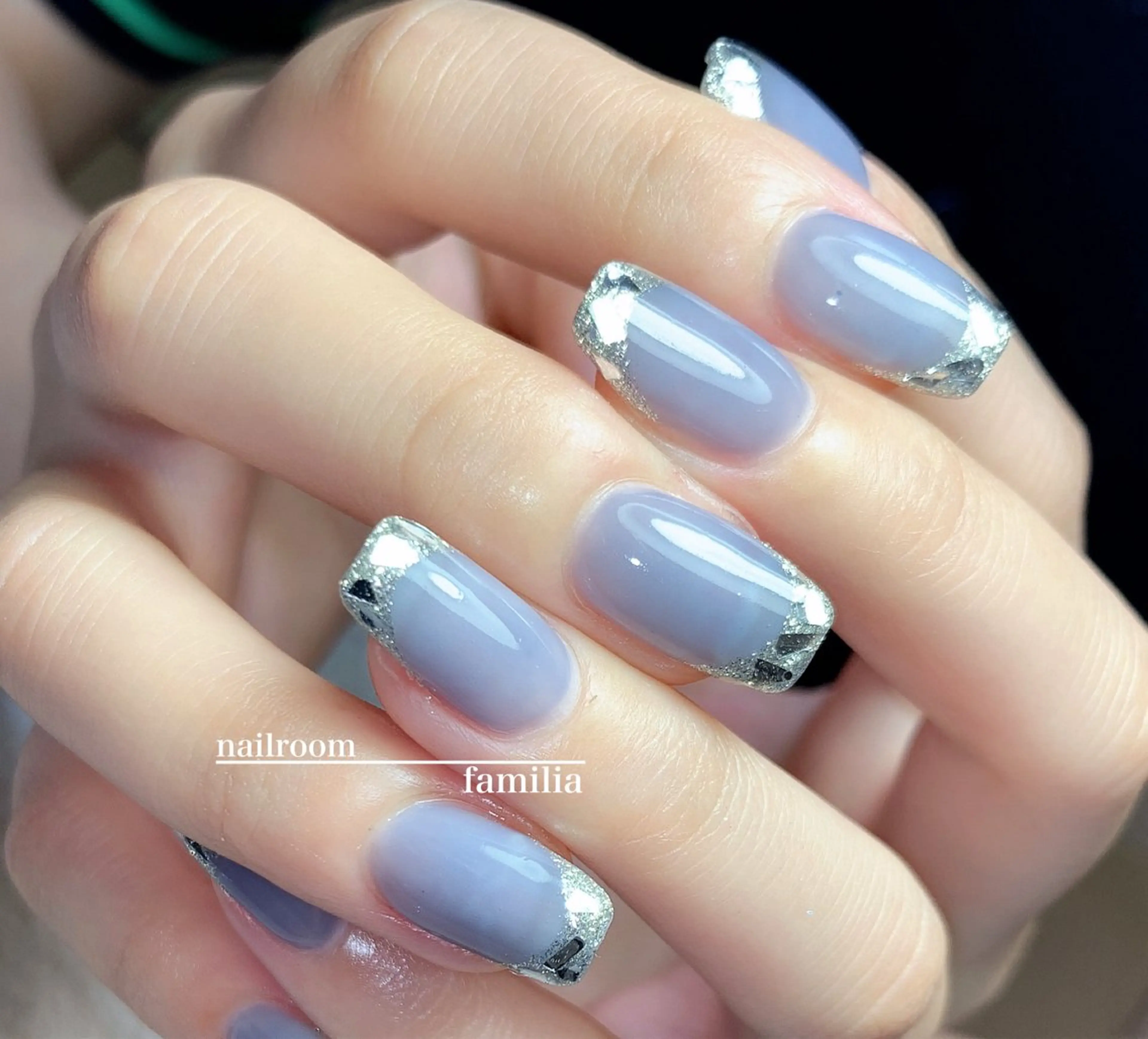 ネイル フレンチネイル ガラスフレンチ ハンドネイル -nailroom- familiaのネイルデザイン