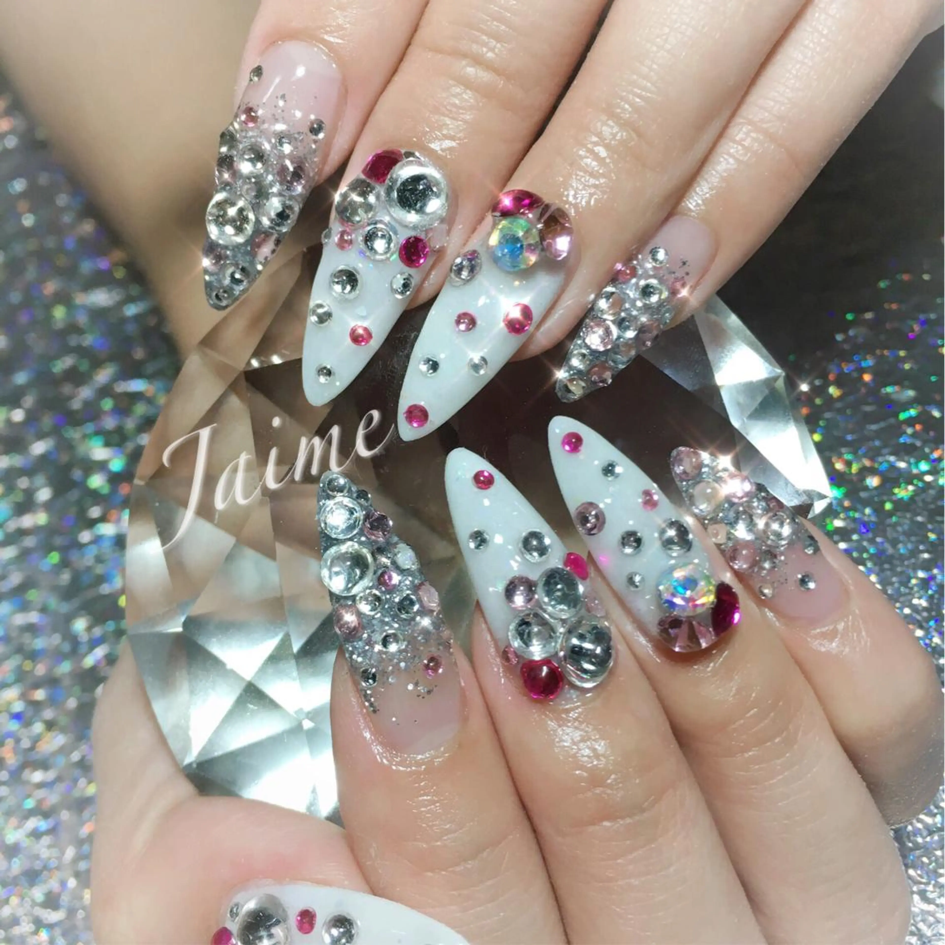 ロング ネイル Jaime Yuiのネイルデザイン