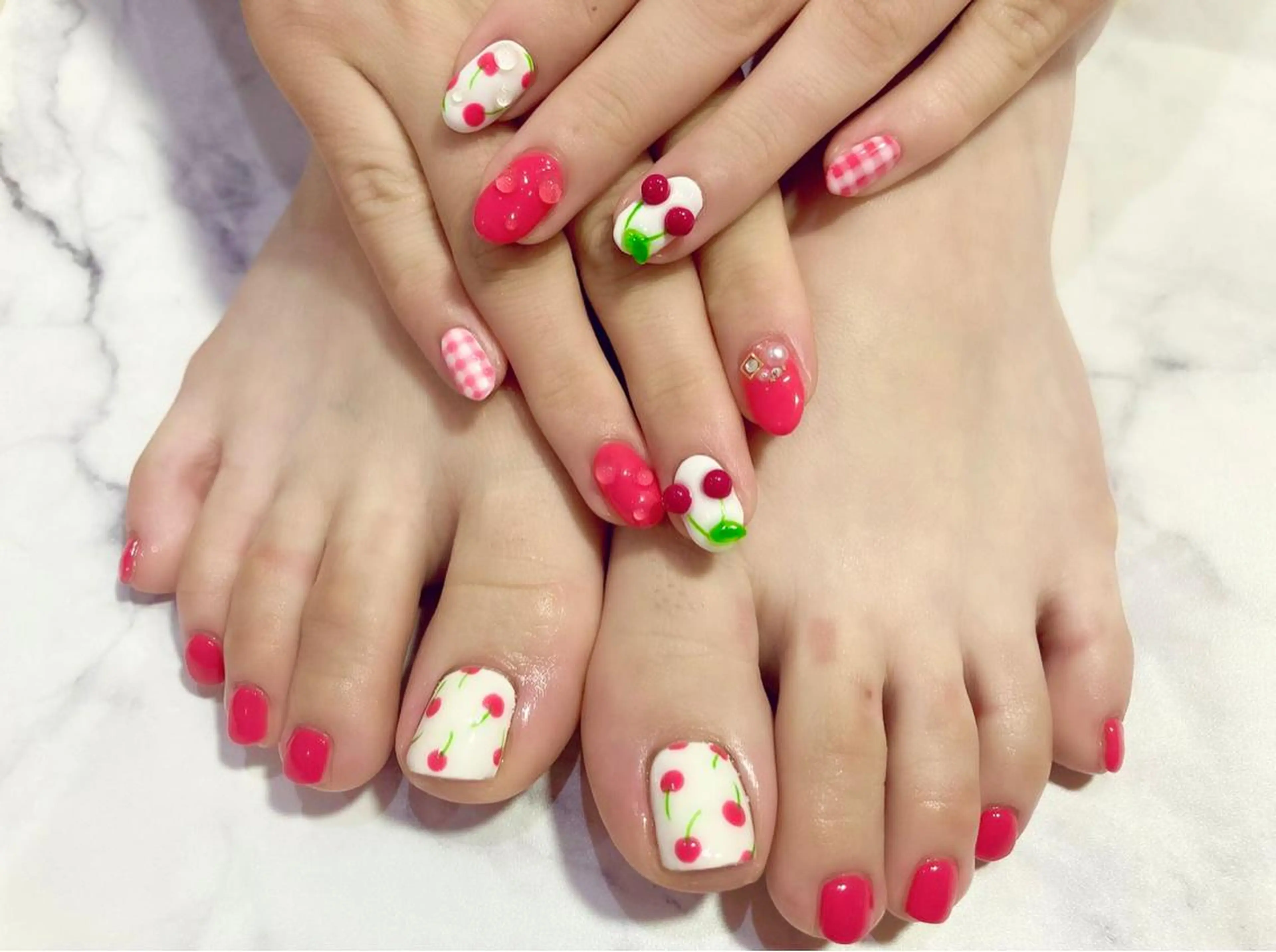 ネイル ジェルネイル パラジェル 夏ネイル Nail&eye Belire 新宿のネイルデザイン