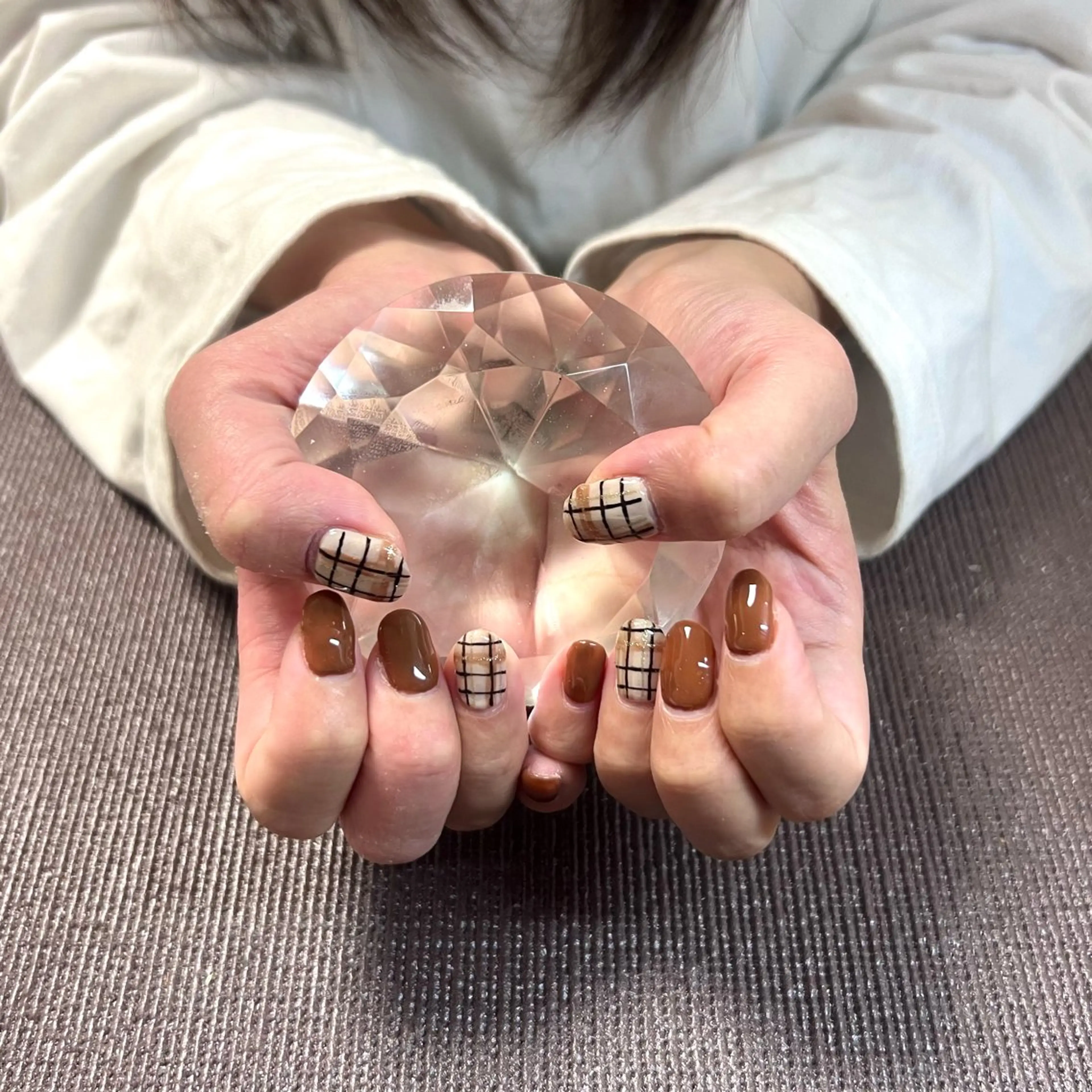 ネイル ブラウン やつや ももかのネイルデザイン