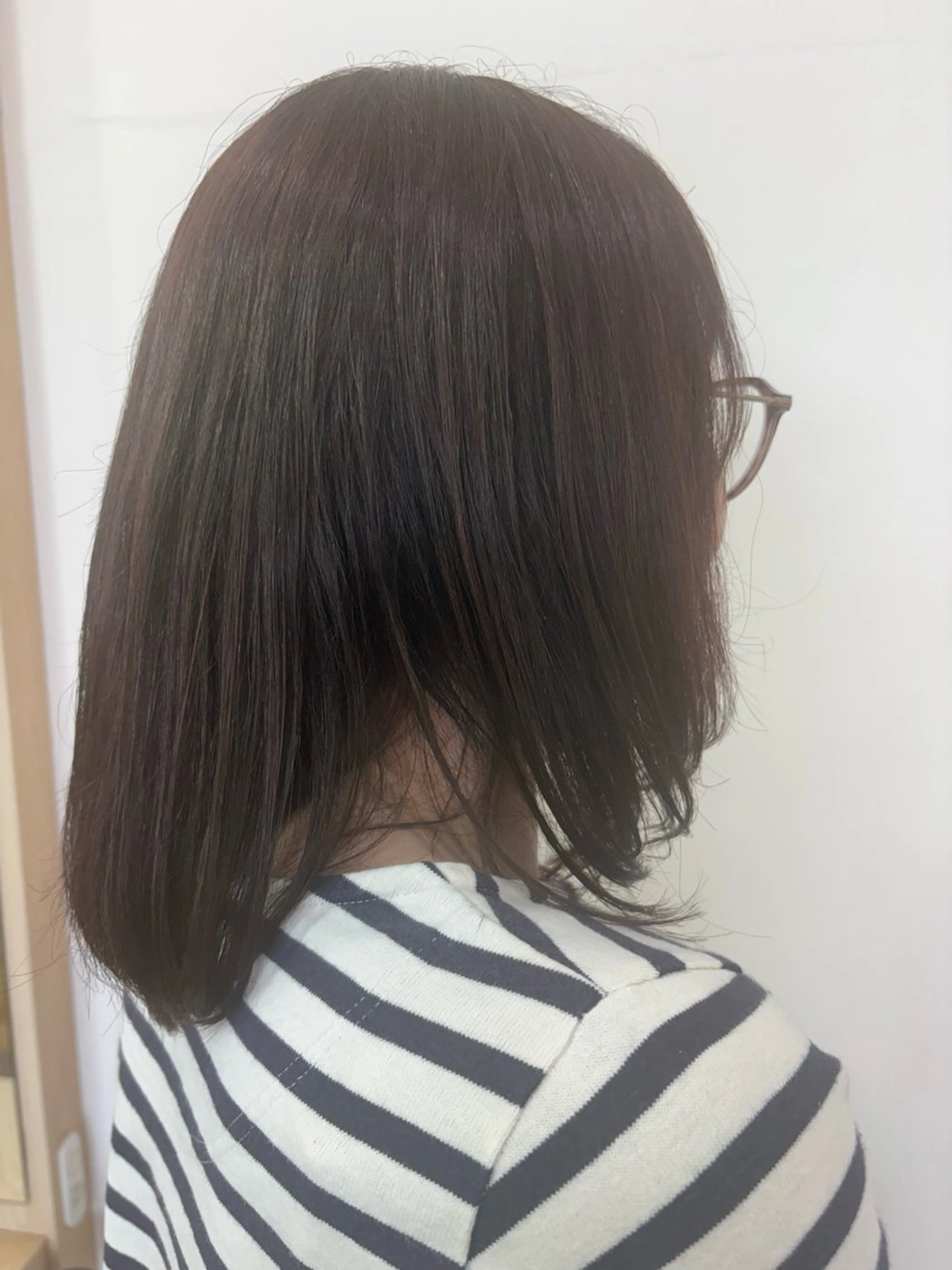 ミディアム 顔まわりレイヤー 顔周りカット レイヤーカット OTOMOLaughy所属・田村 美沙子のヘアスタイル