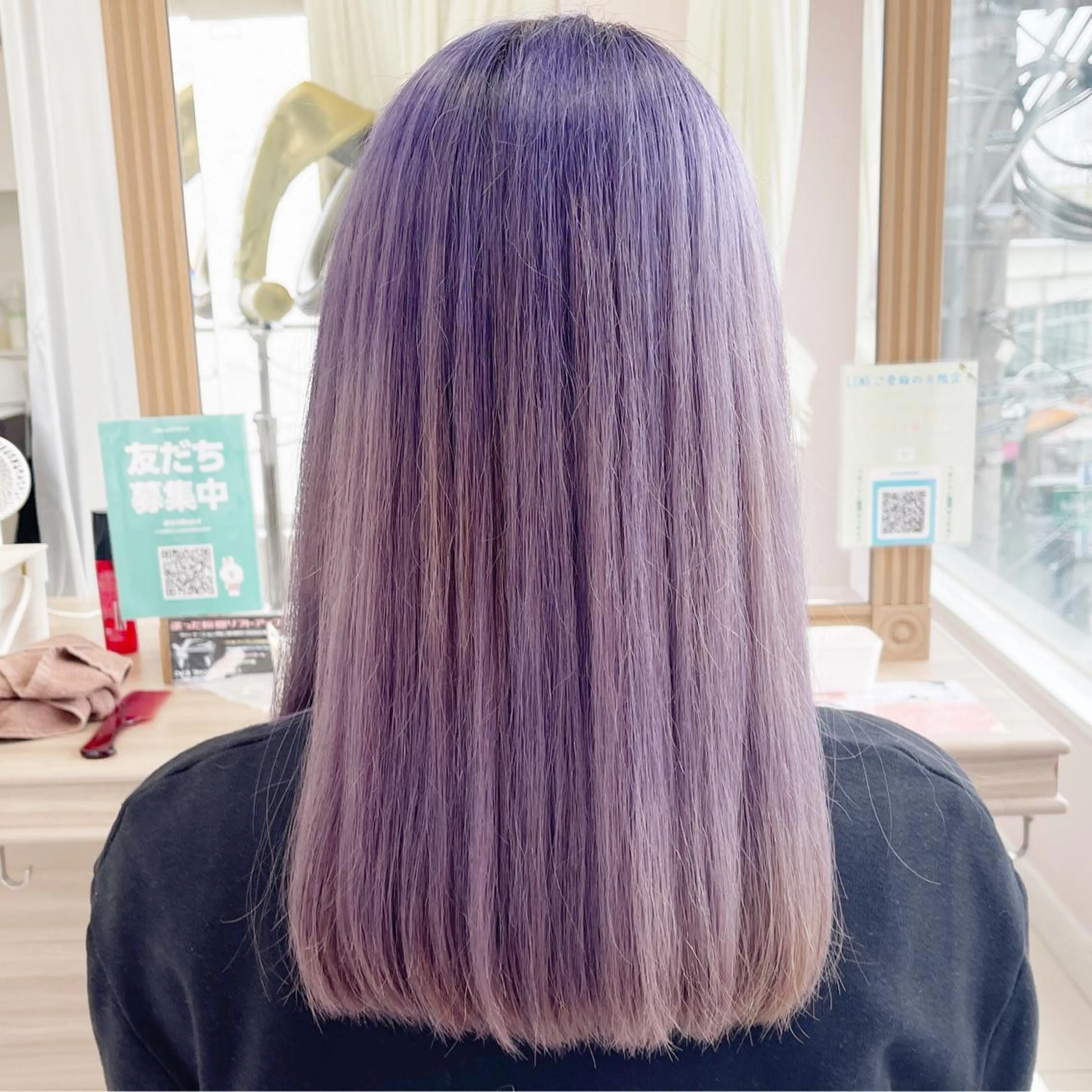 ロング 🌹藤原 亜美🌹のヘアスタイル