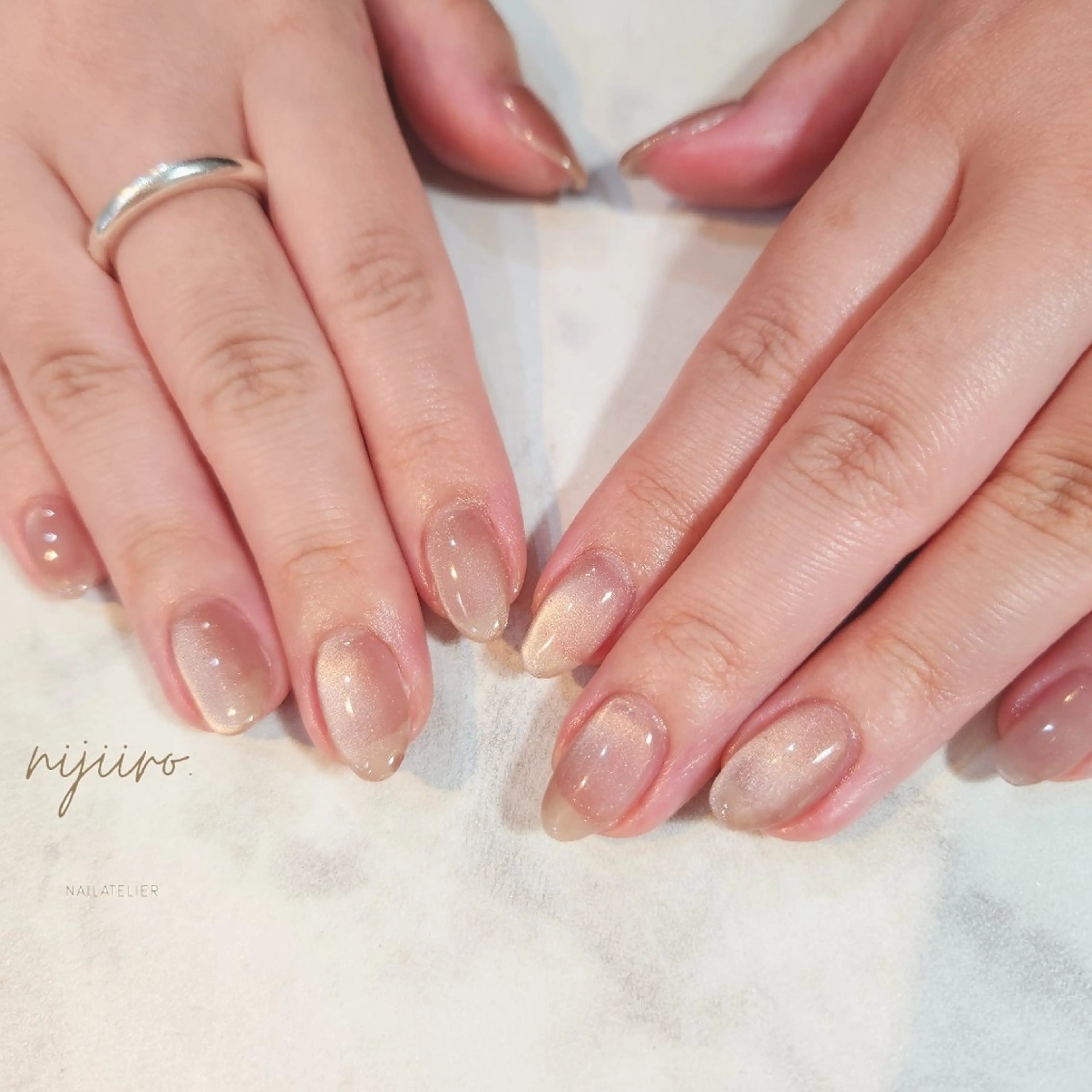 ネイル ハンドネイル nailatelier nijiiro.所属・nijiiro🌈 サトウのネイルデザイン