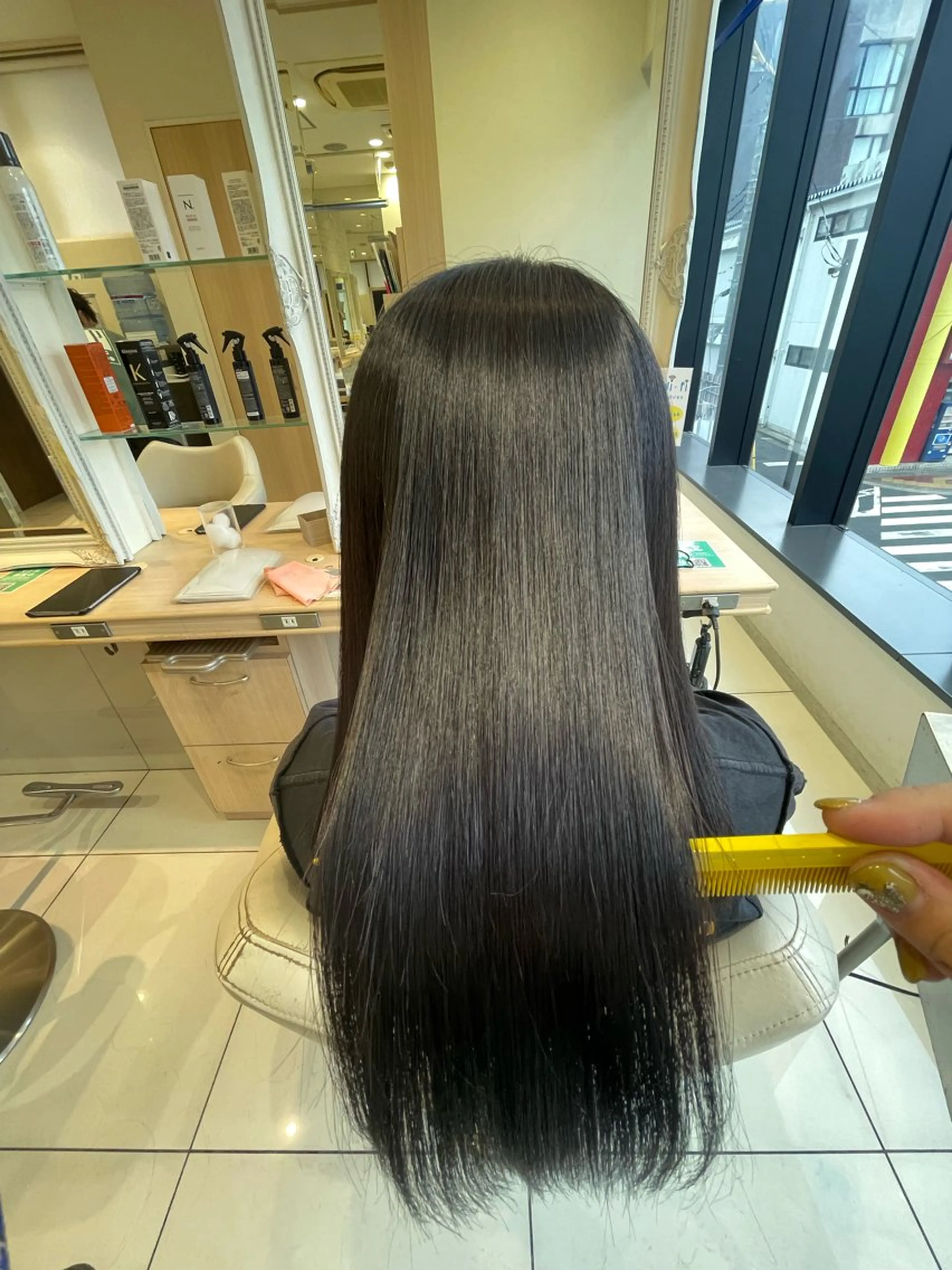 セミロング 髪質改善 縮毛矯正 トリートメント 縮毛矯正 トリートメント 加藤 未歩のヘアスタイル